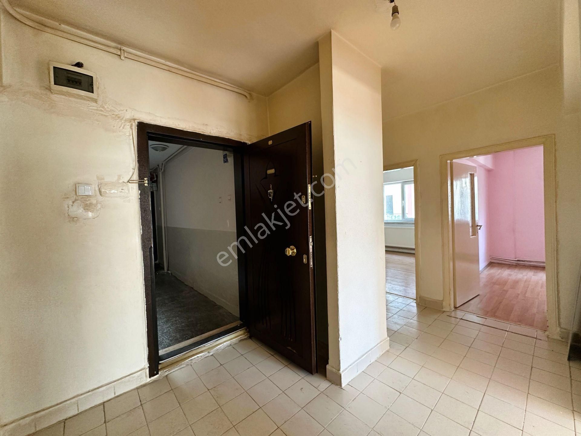 Koza Emlak'tan Plevne Mahalesinde Ara Katta Güney - Ön Cephe De 3+1 Satılık Dairee - Görsel 32