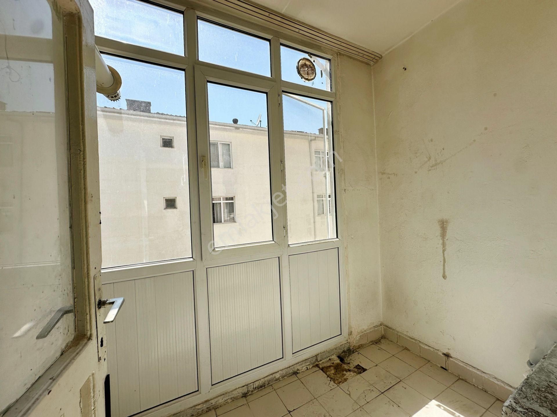 Koza Emlak'tan Plevne Mahalesinde Ara Katta Güney - Ön Cephe De 3+1 Satılık Dairee - Görsel 5