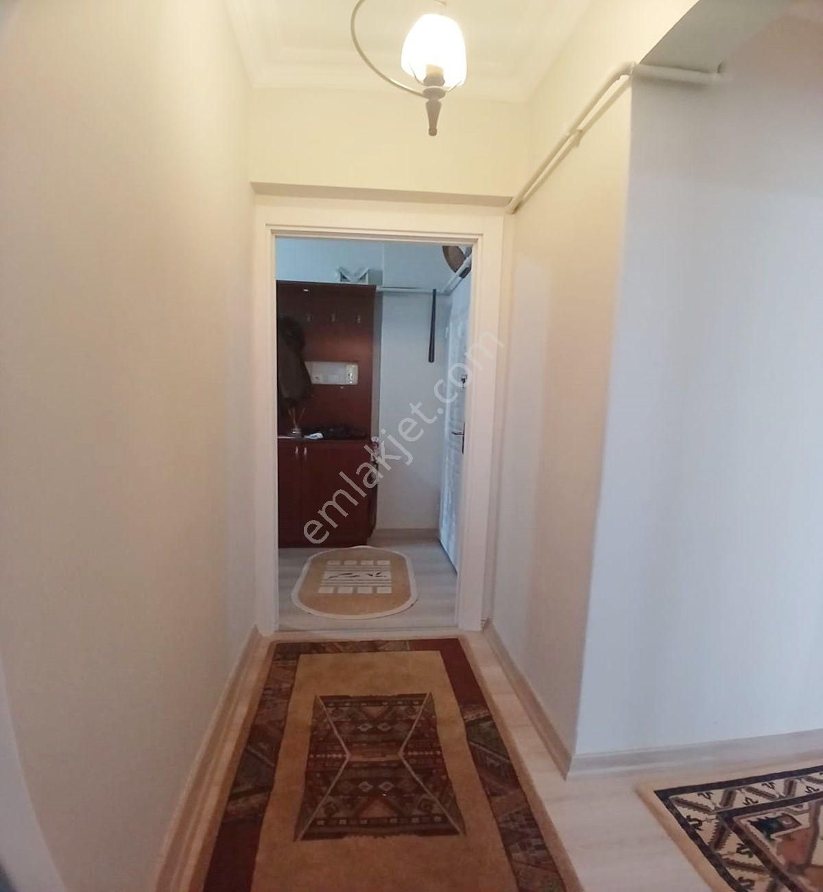 Avcılar D.köşklerde Metrobüse Yakın 3+1 Satılık Ara Kat Daire - Görsel 29