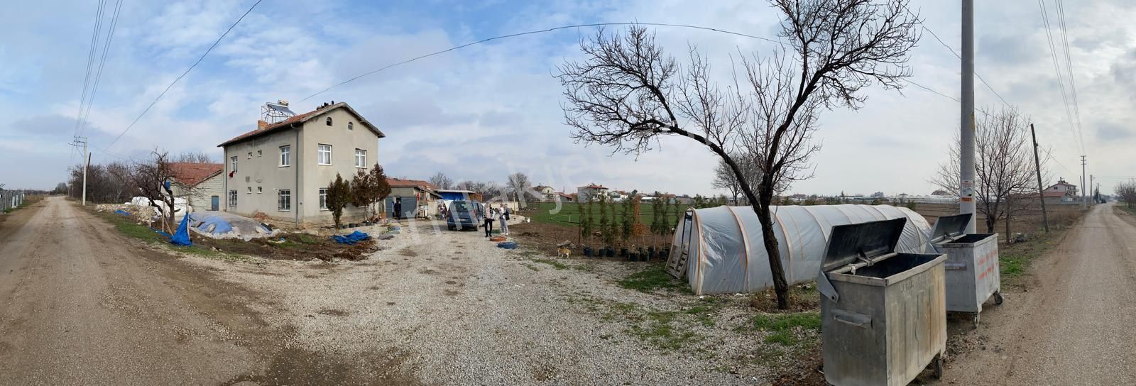 Yaylapınar Uhud Mahallesinde Çardaklı Müstakil Ev - Görsel 23