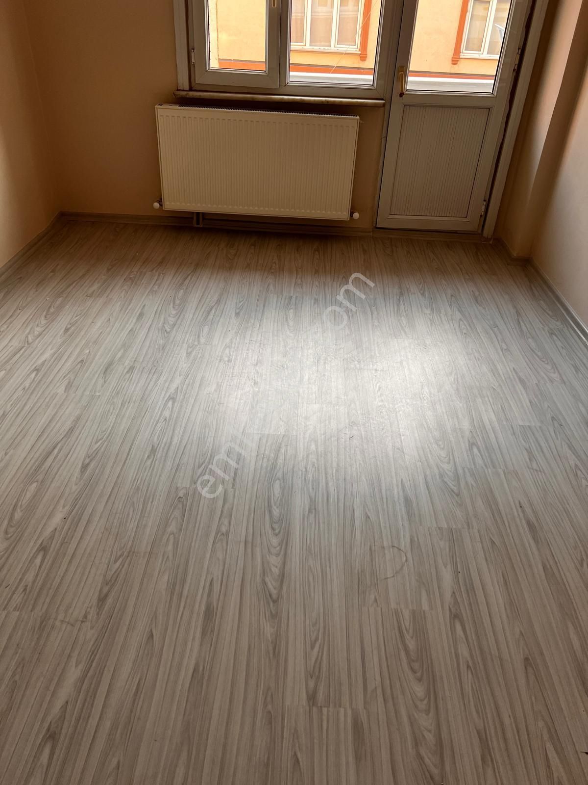 Avrupa Emlak Tan Nine Hatun Mah 85m² 2+1 3.kat,d.gaz Kombili,sabit Gelirliye,kiralık Daire