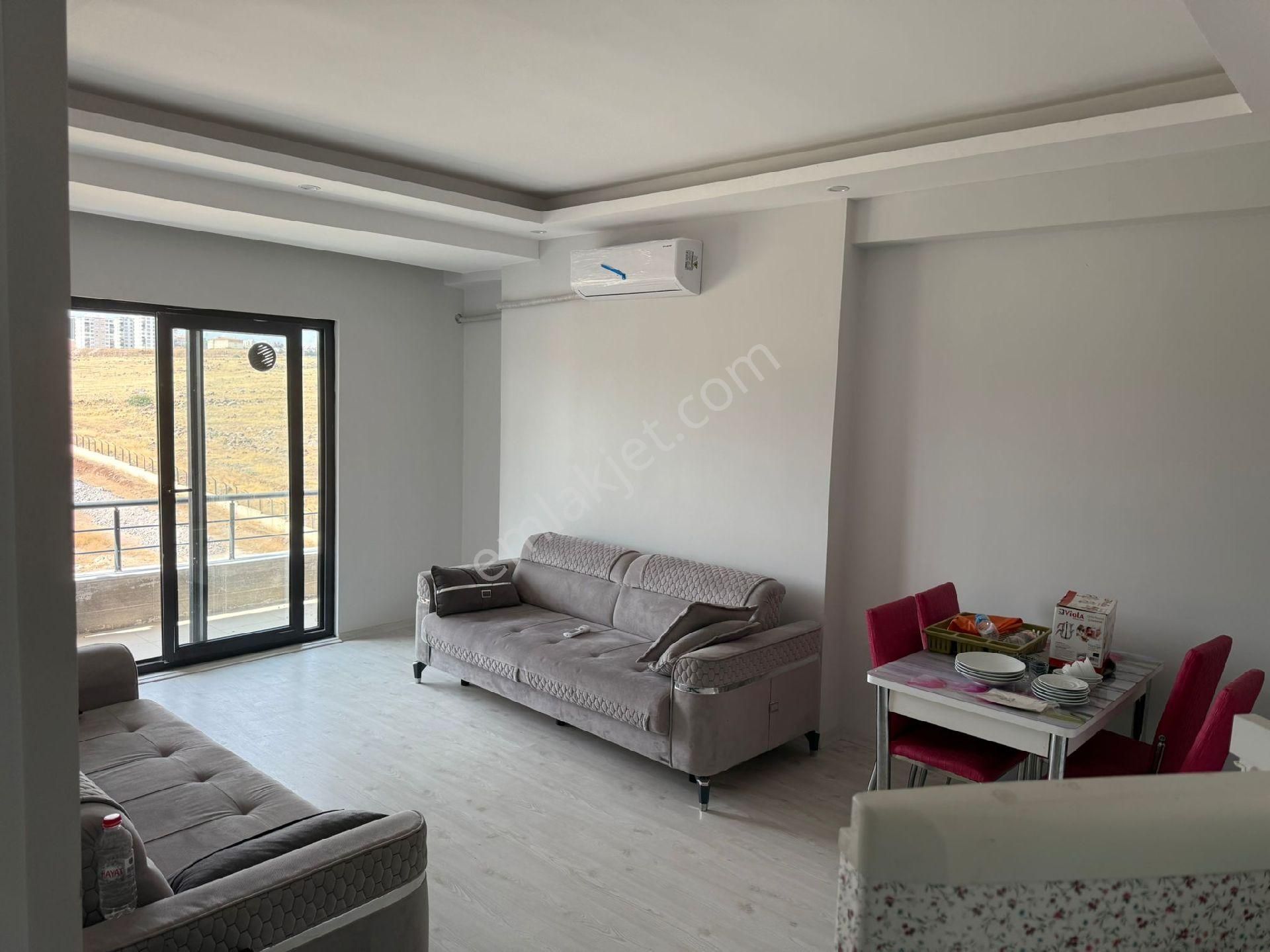 Mehmetçik De 1+1 Eşyalı Kiralık Daire