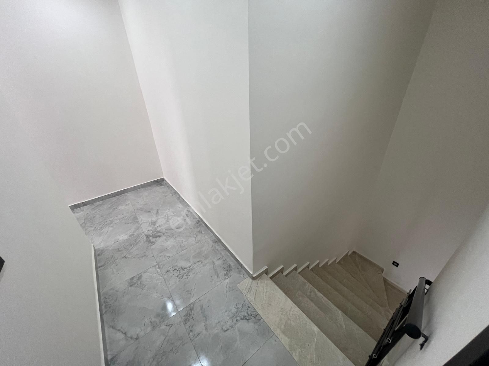 Didim Altınkum'da Havuzlu Ve Asansörlü Site İçinde Sıfır 3+1 Dubleks Daire - Görsel 18