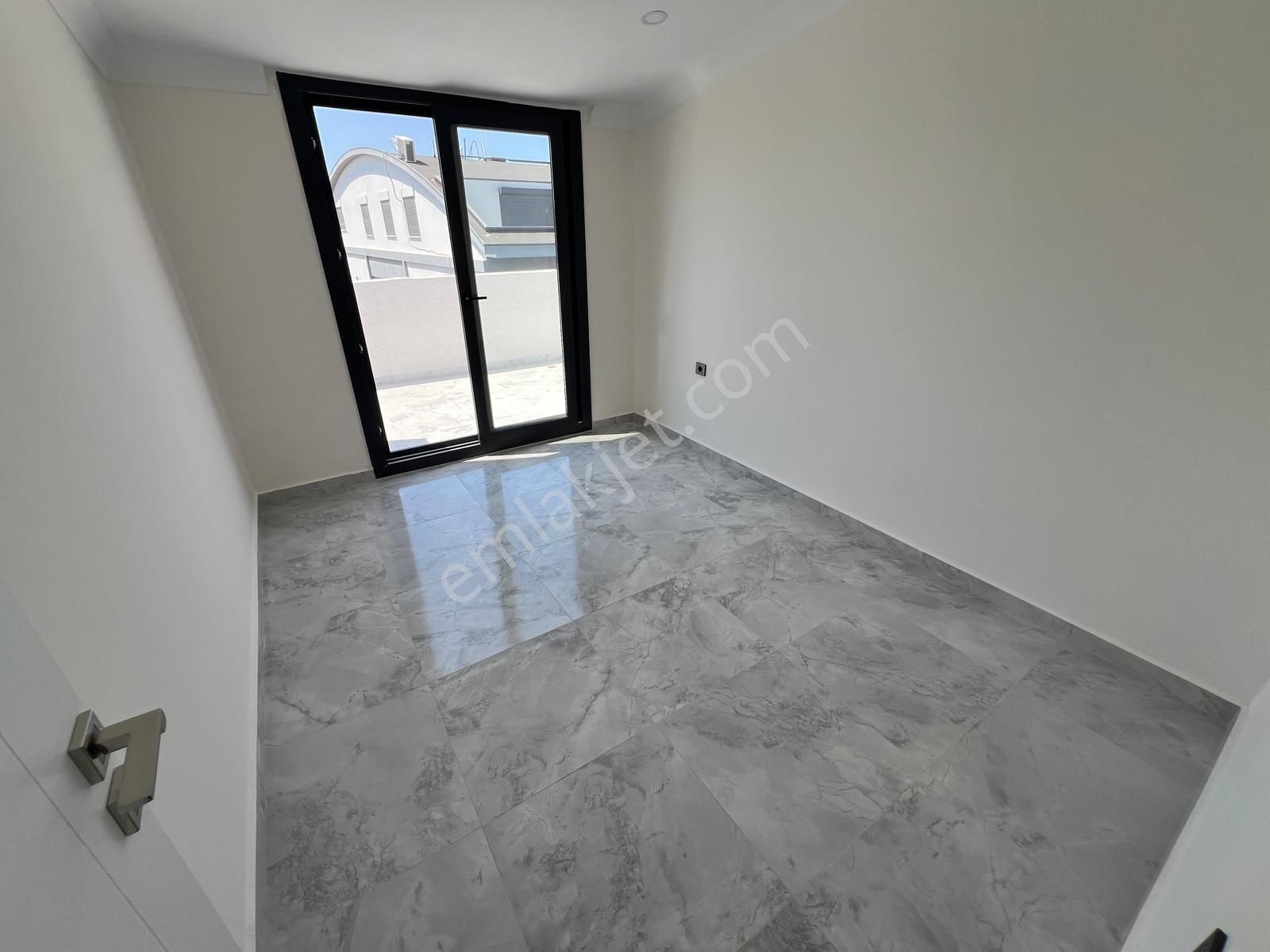 Didim Altınkum'da Havuzlu Ve Asansörlü Site İçinde Sıfır 3+1 Dubleks Daire - Görsel 17