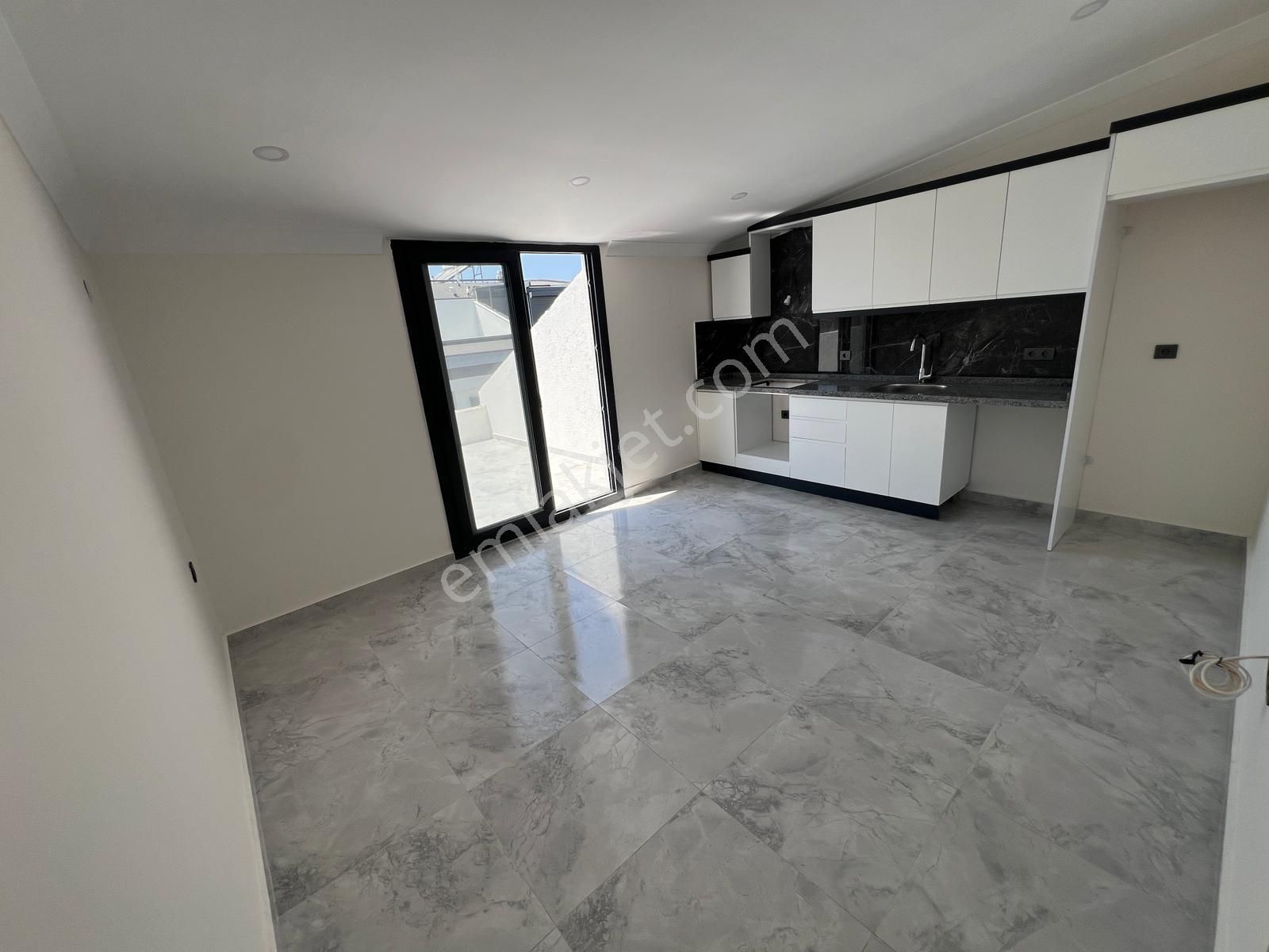 Didim Altınkum'da Havuzlu Ve Asansörlü Site İçinde Sıfır 3+1 Dubleks Daire - Görsel 20