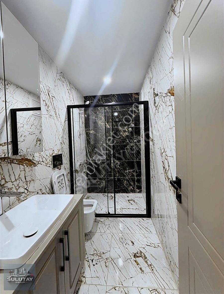 Aksu Altıntaş Cd Üzeri Geniş Satılık 2+1 - Görsel 2