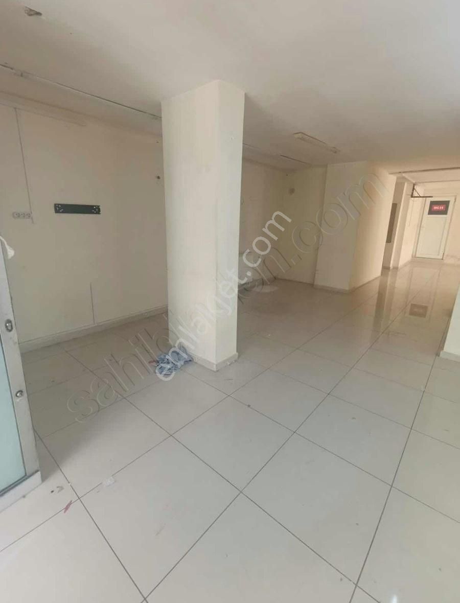 Mir Emlak & İnşaattan Kiralık 250m2 Vega Avm'ye Cephe Dükkan - Görsel 2