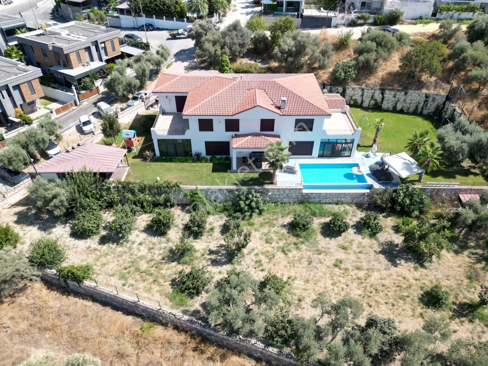 Panaromık Manzara-özel Havuz/otopark-hamam-sauna-fıtness-jakuzı-2500 M2 Bahçe-lüx-tamamı Müstakil - Görsel 2