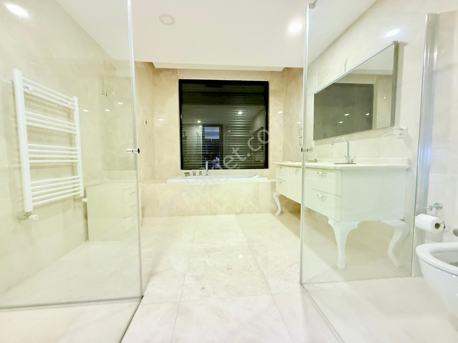 Panaromık Manzara-özel Havuz/otopark-hamam-sauna-fıtness-jakuzı-2500 M2 Bahçe-lüx-tamamı Müstakil - Görsel 33