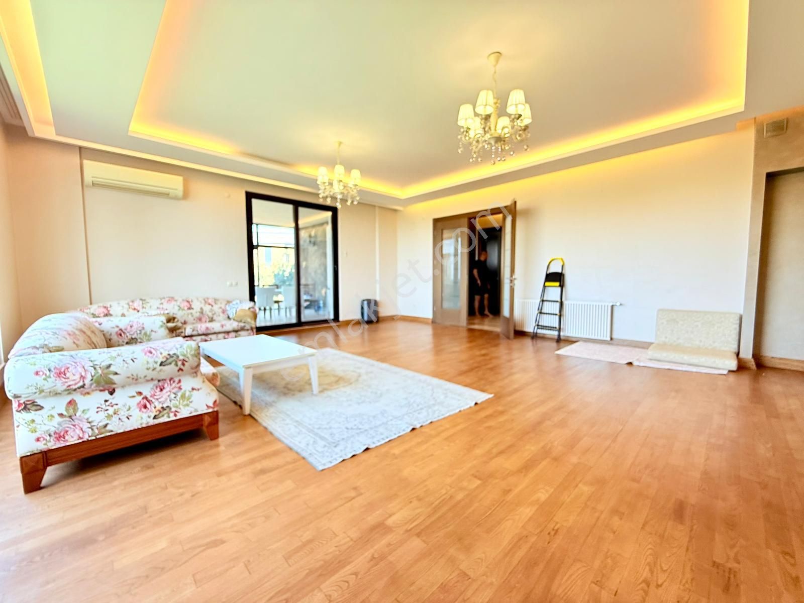 Panaromık Manzara-özel Havuz/otopark-hamam-sauna-fıtness-jakuzı-2500 M2 Bahçe-lüx-tamamı Müstakil - Görsel 21