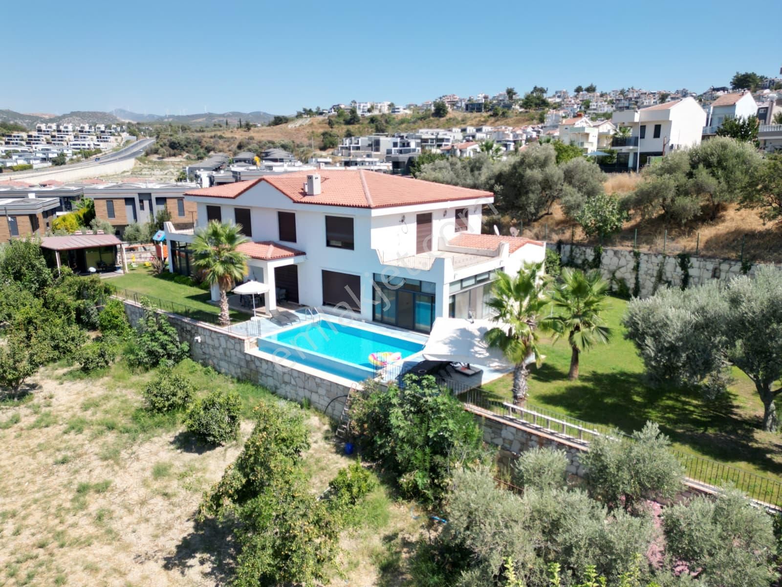 Panaromık Manzara-özel Havuz/otopark-hamam-sauna-fıtness-jakuzı-2500 M2 Bahçe-lüx-tamamı Müstakil - Görsel 3