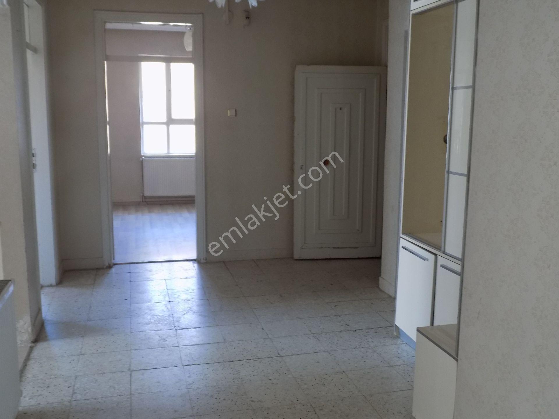 Şair Nabi Mah. Paf 2. Apt 3+1 Doğalgazlı 4. Kat Daire - Görsel 22