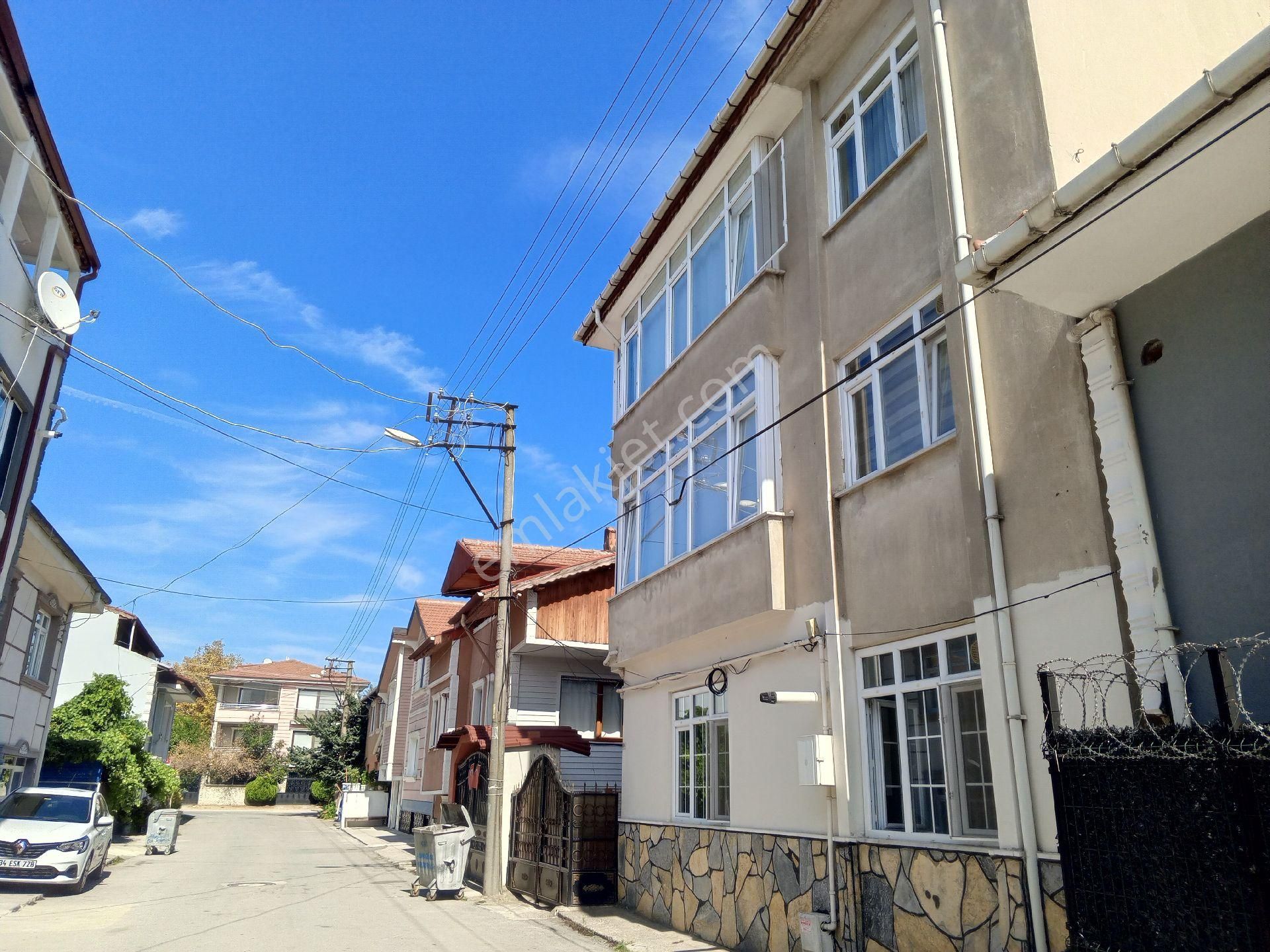 Adapazarı Yağcılar’da,3+1 Giriş Kat Kiralık Daire – Yeni Tadilatlı
