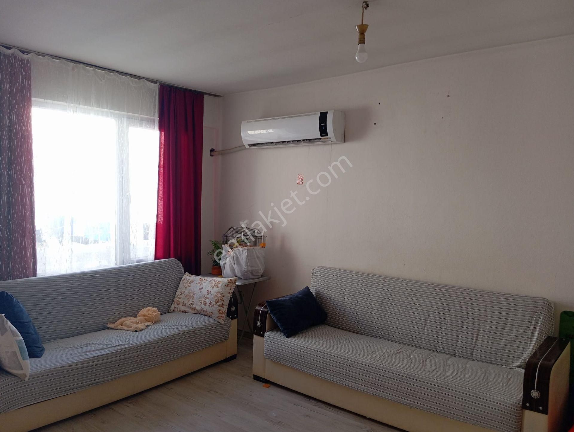 Vega'dan Pozcuda Anayola Yakın Mudat Camii Cıvarında Satılık Fırsat 3+1 Daire