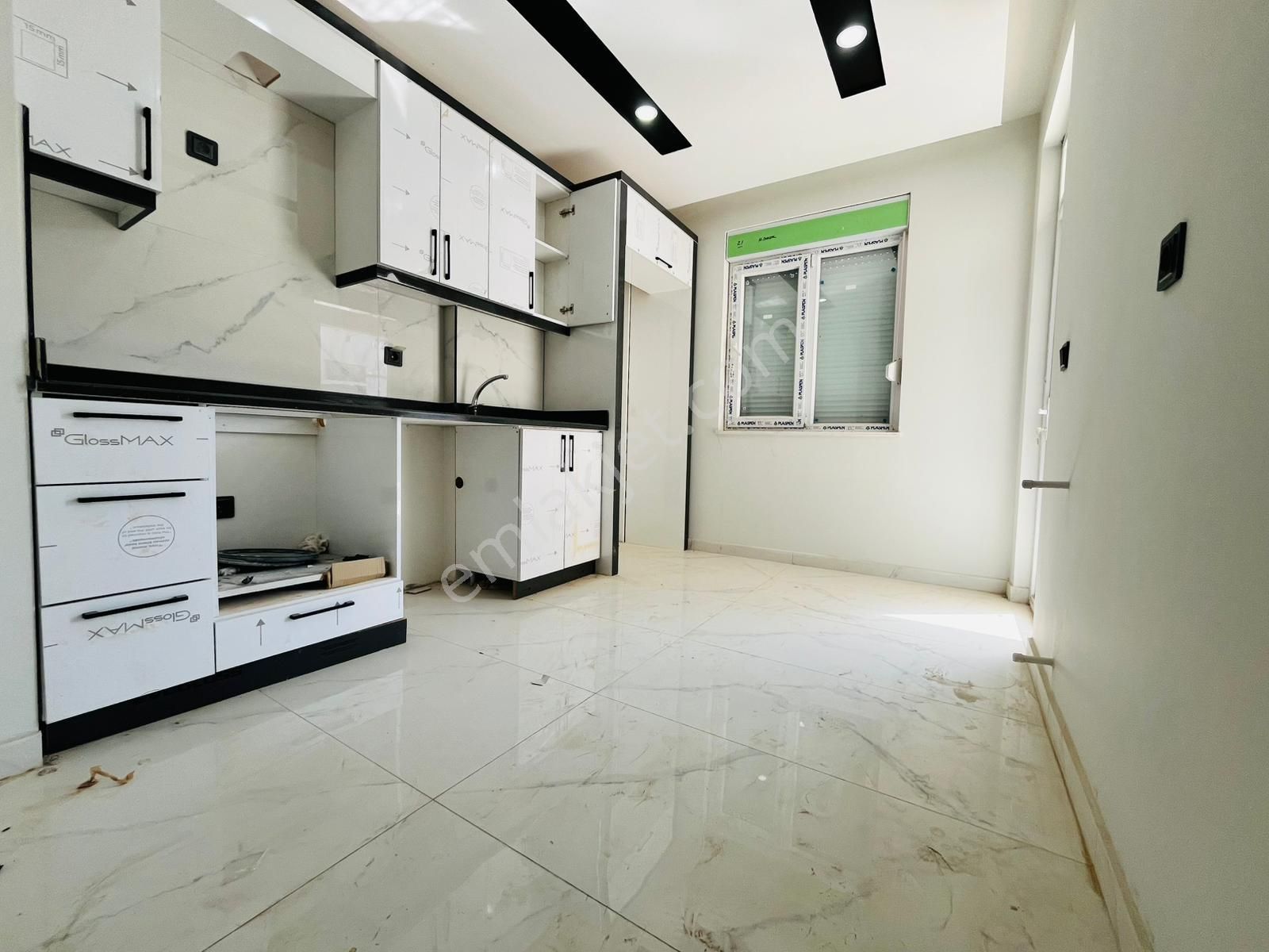 🏡 2+1 100m2 Merkezi Konumda Sıfır Lüx Daire