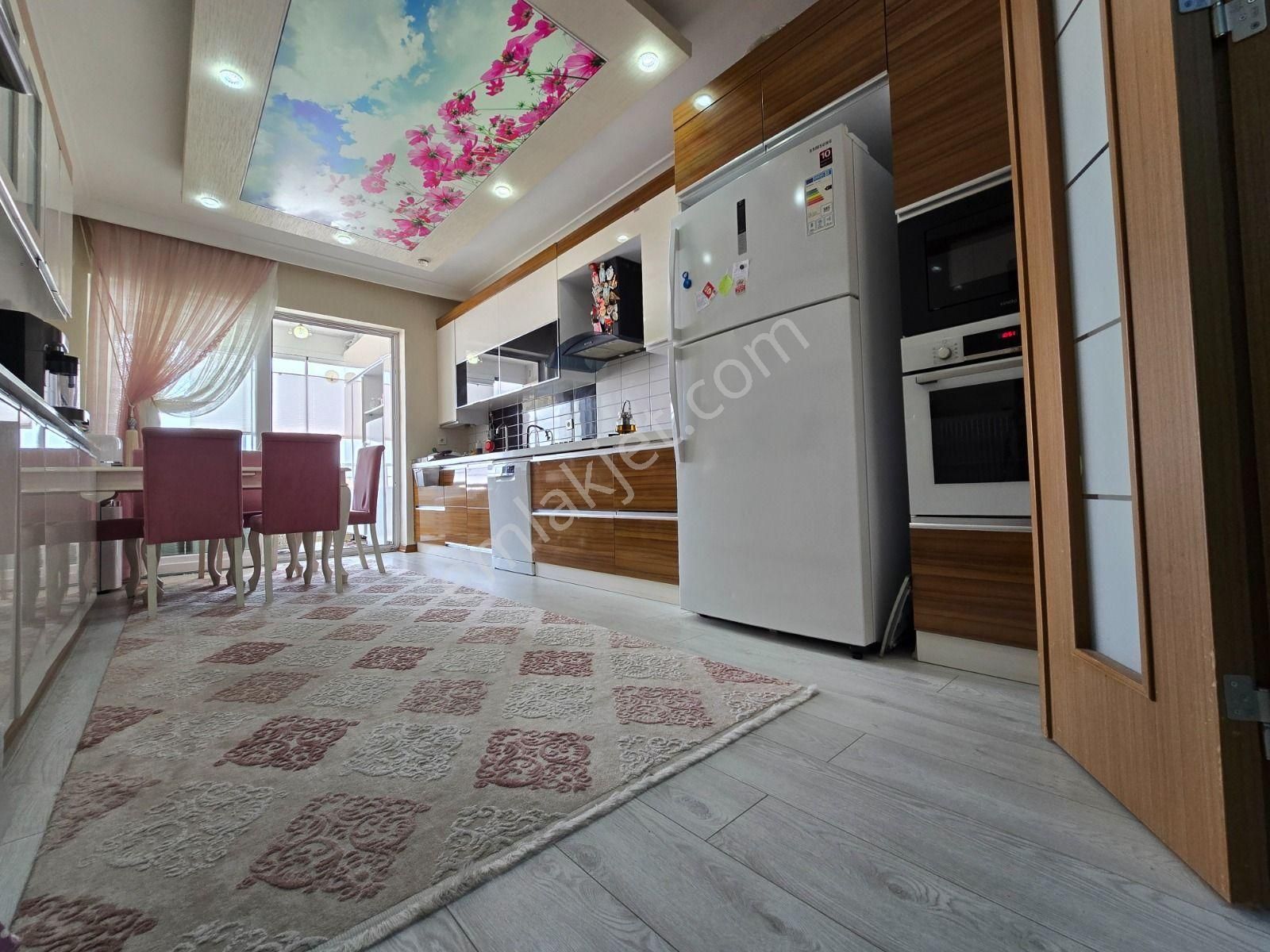 Ahimesut Mah_acil_satılık 4+1 Site İçi Full Yapılı Muhteşem Arakat Daire