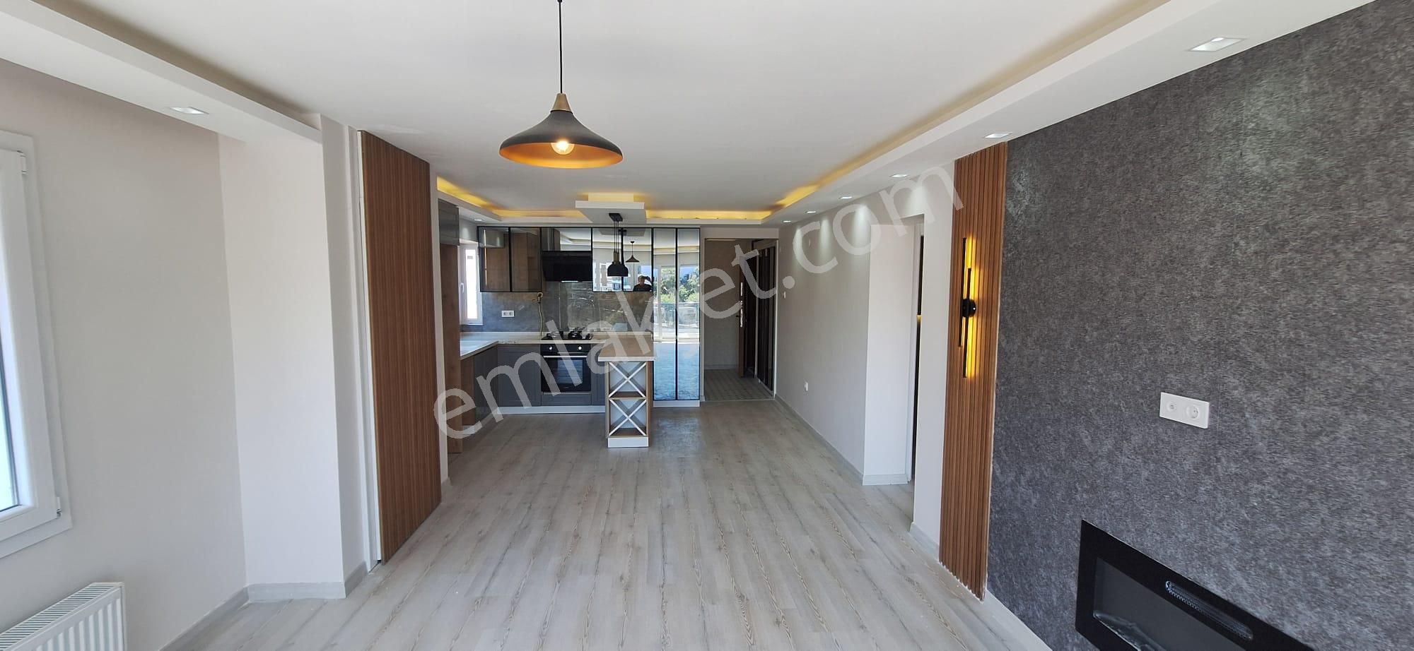 Üçyolda Cadde Üstü 3+1 Komple Tadilatlı Bakımlı - Görsel 3