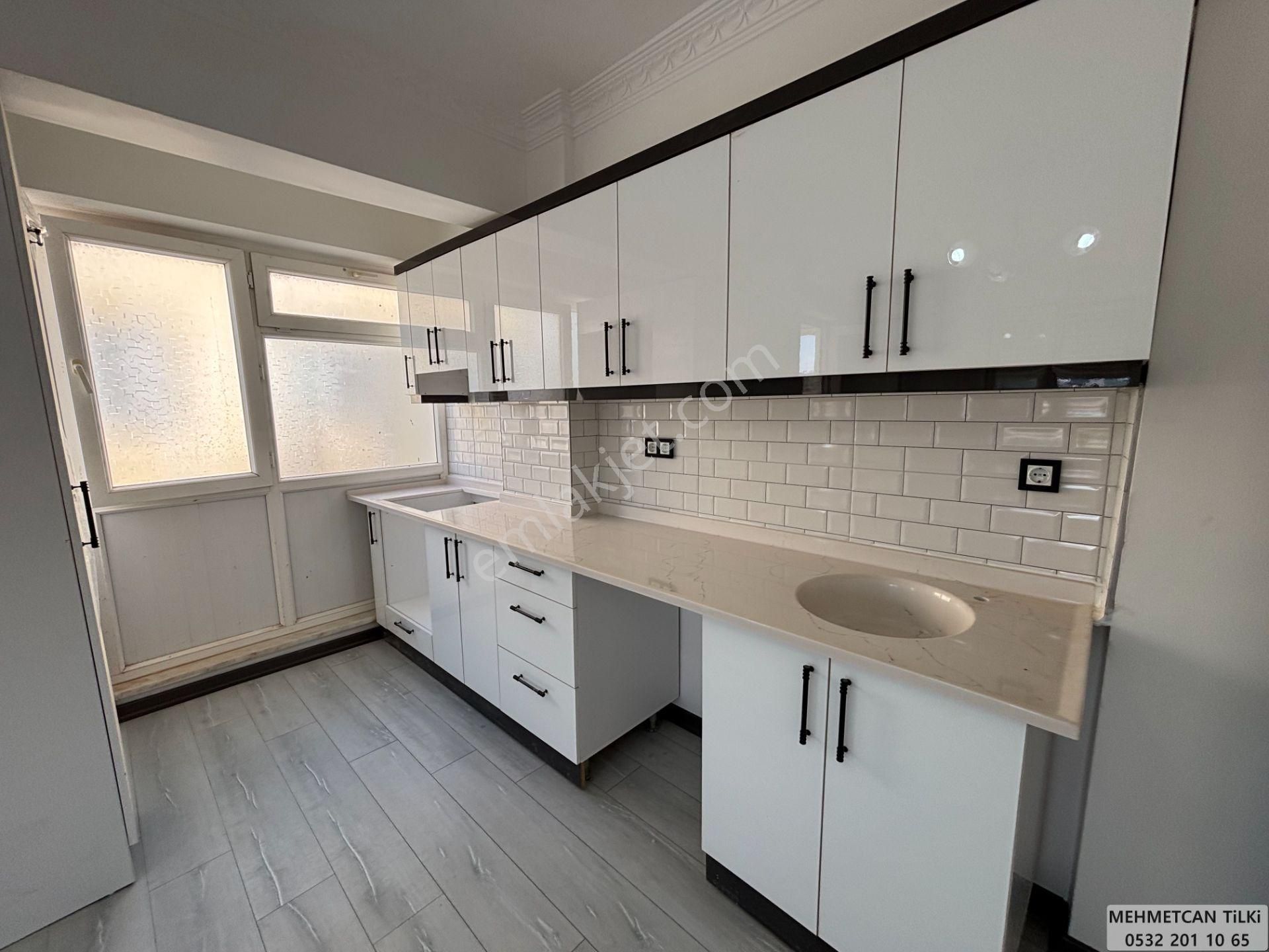 Altınkumda Satılık Önü Açık Kapanmaz Cadde Cepheli 2+1 Daire - Görsel 25