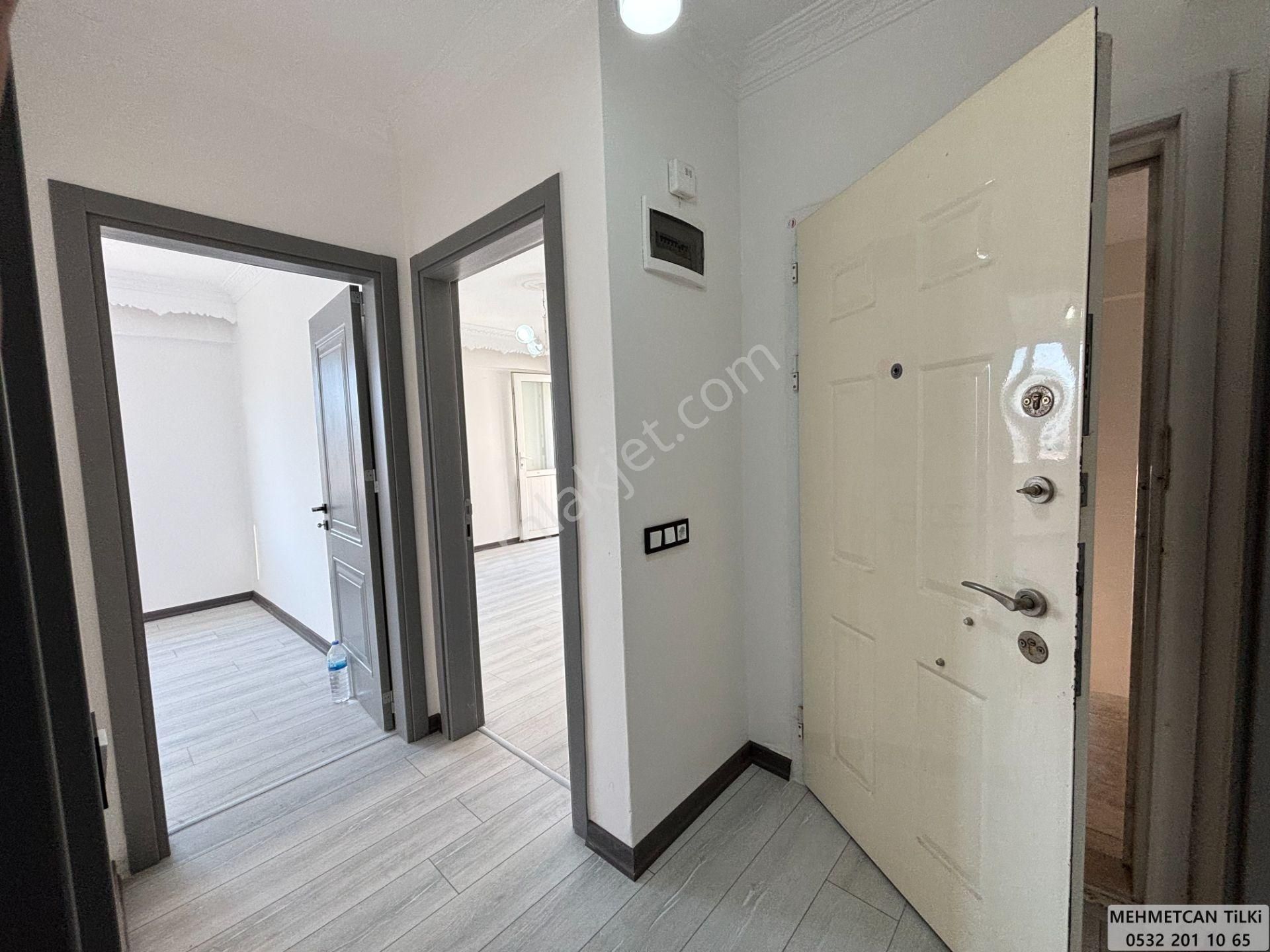 Altınkumda Satılık Önü Açık Kapanmaz Cadde Cepheli 2+1 Daire - Görsel 24