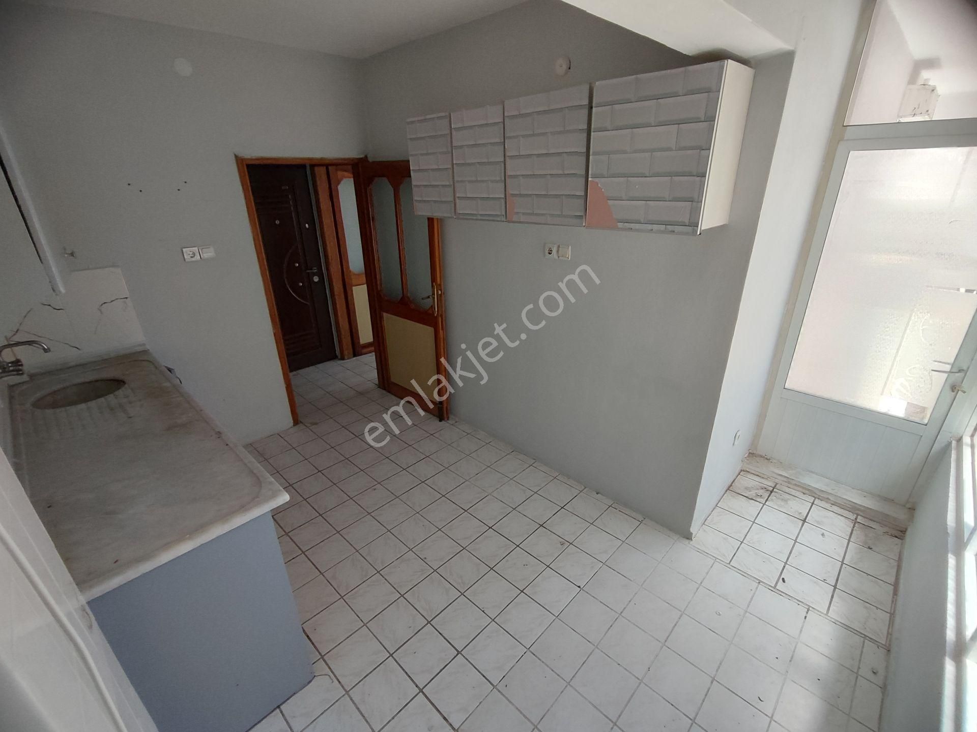Kardeşten Akçay Sarıkızda Denize 300 Mt. Ara Kat Ön Cephe 2+1 Daire - Görsel 5
