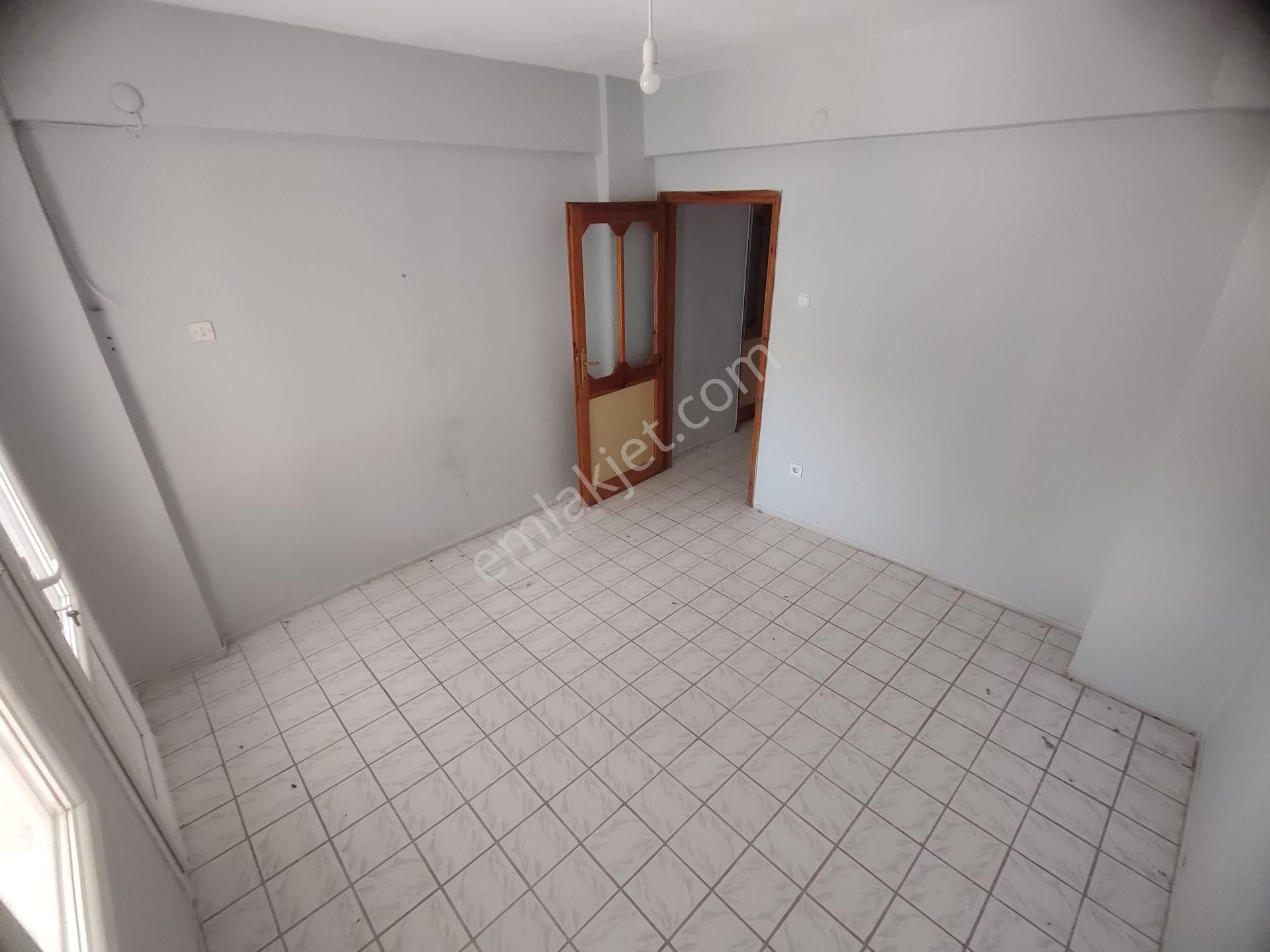 Kardeşten Akçay Sarıkızda Denize 300 Mt. Ara Kat Ön Cephe 2+1 Daire - Görsel 15