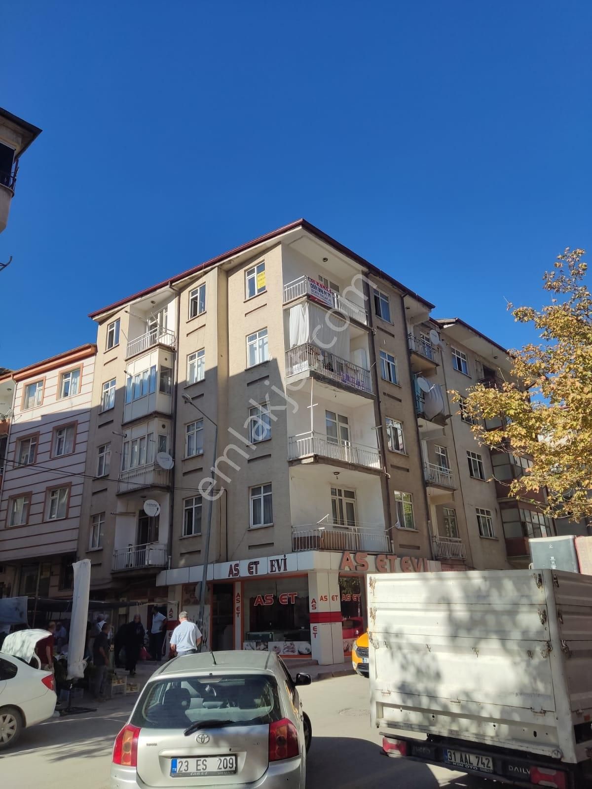 Üniversite Mahallesinde Kiralık Daire