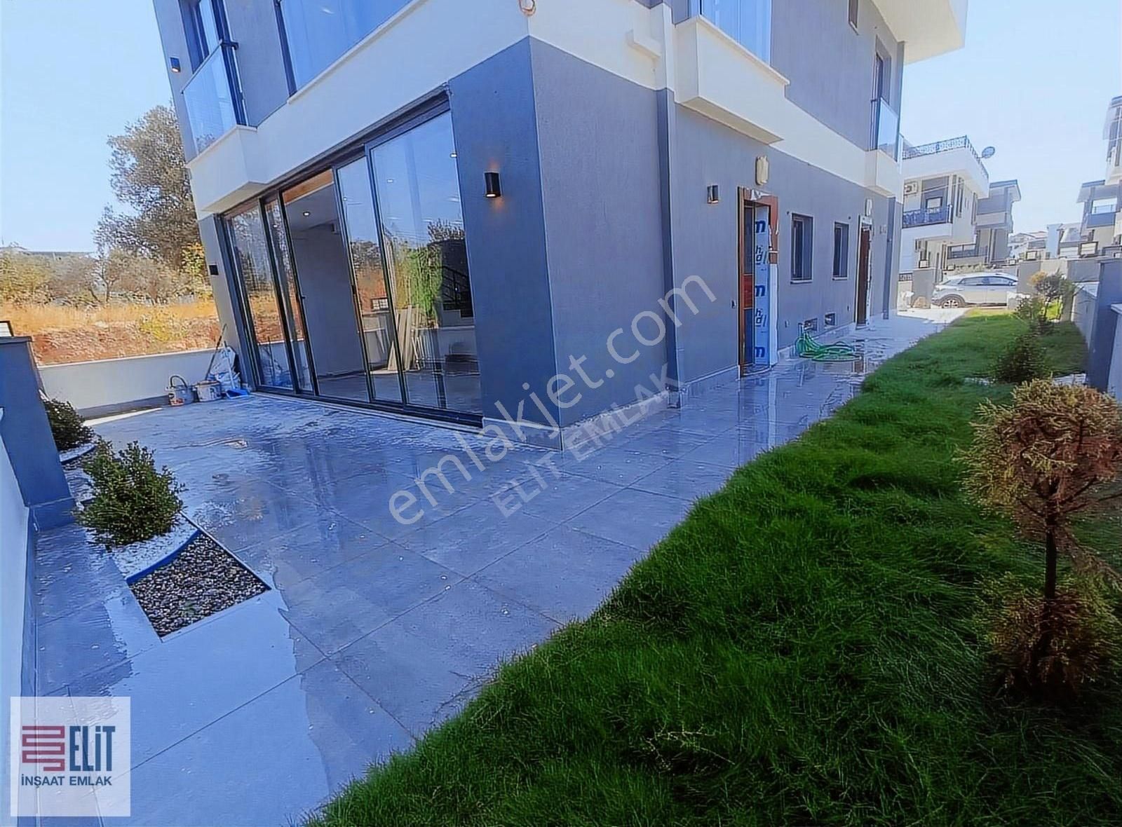 Didim'de Deniz Manzaralı Geniş Teraslı Villa - Görsel 35