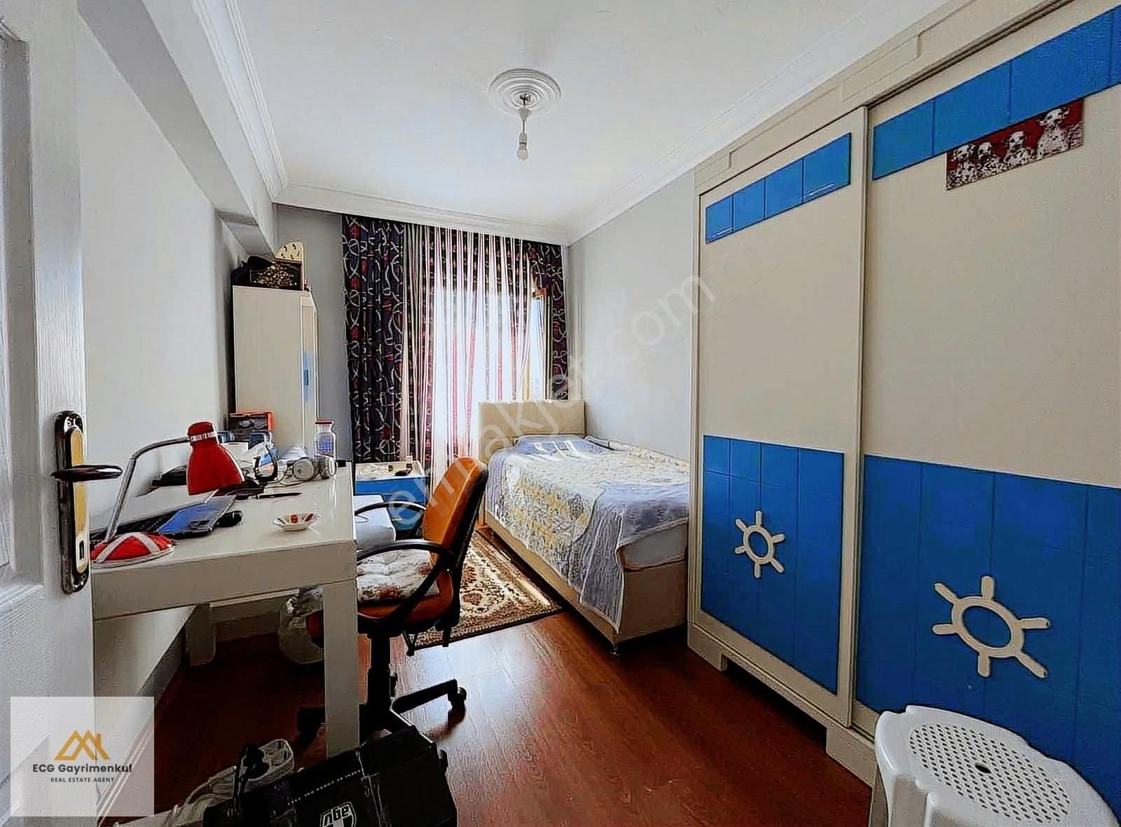 Ecg Gayrimenkul'den; Sitede Asansrölü 6. Katta 4+1 Uygun Daire ! - Görsel 22