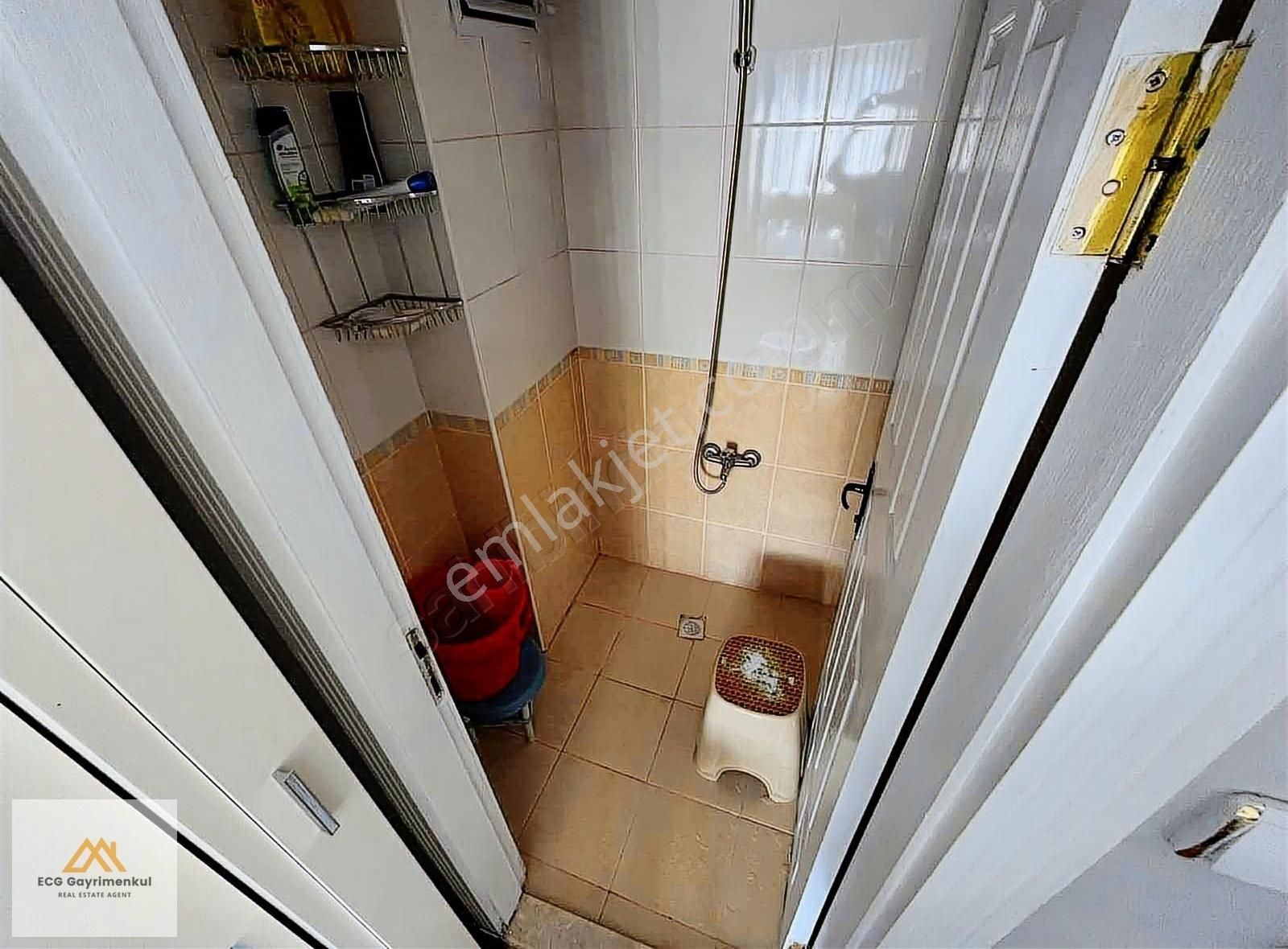 Ecg Gayrimenkul'den; Sitede Asansrölü 6. Katta 4+1 Uygun Daire ! - Görsel 27
