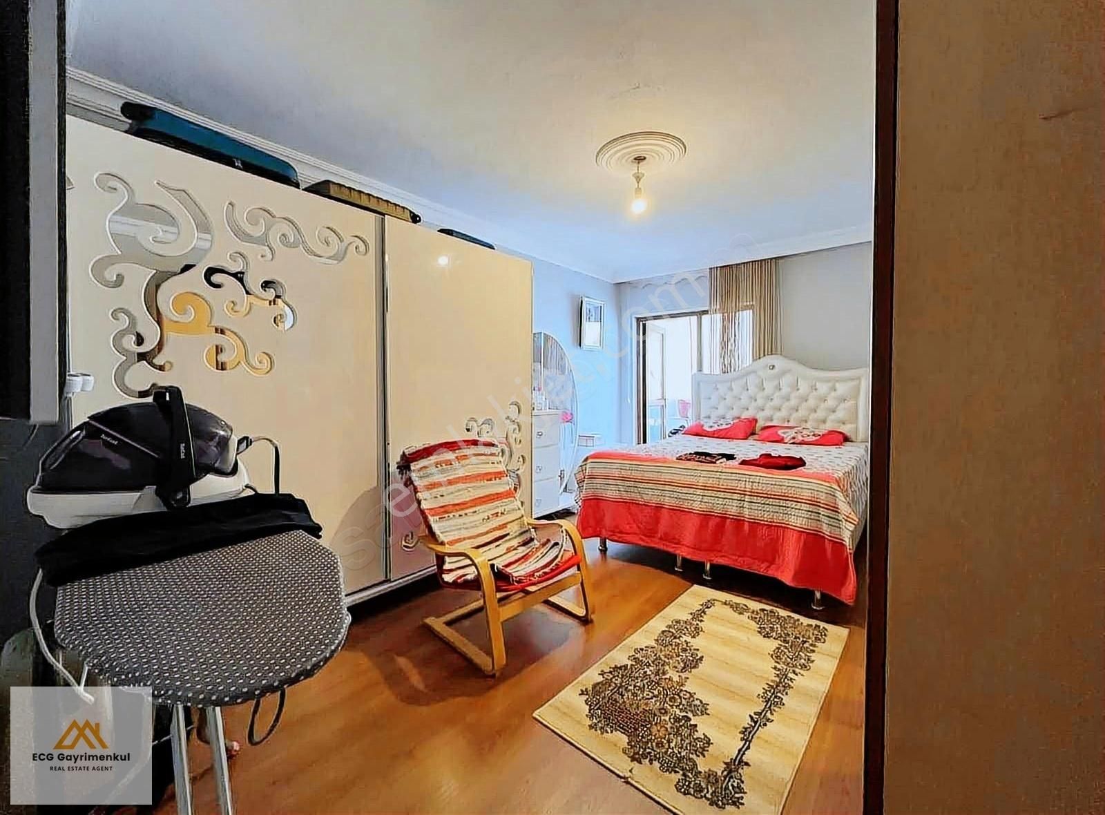 Ecg Gayrimenkul'den; Sitede Asansrölü 6. Katta 4+1 Uygun Daire ! - Görsel 28