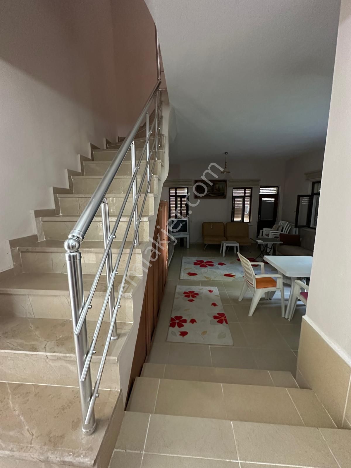 Didimde 4+1 Tam Müstakil Villa - Görsel 11