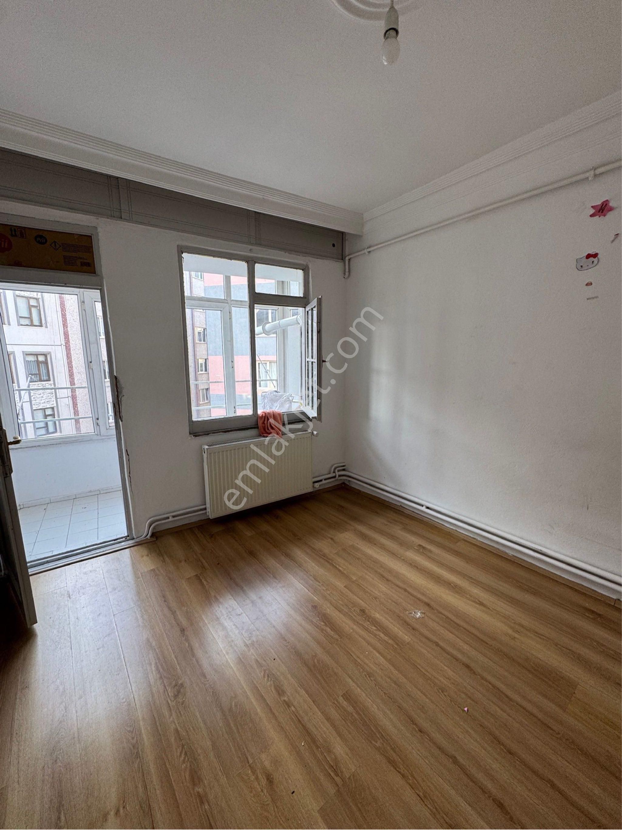 Modern Pazarı Civarında Temiz Kiralık Daire