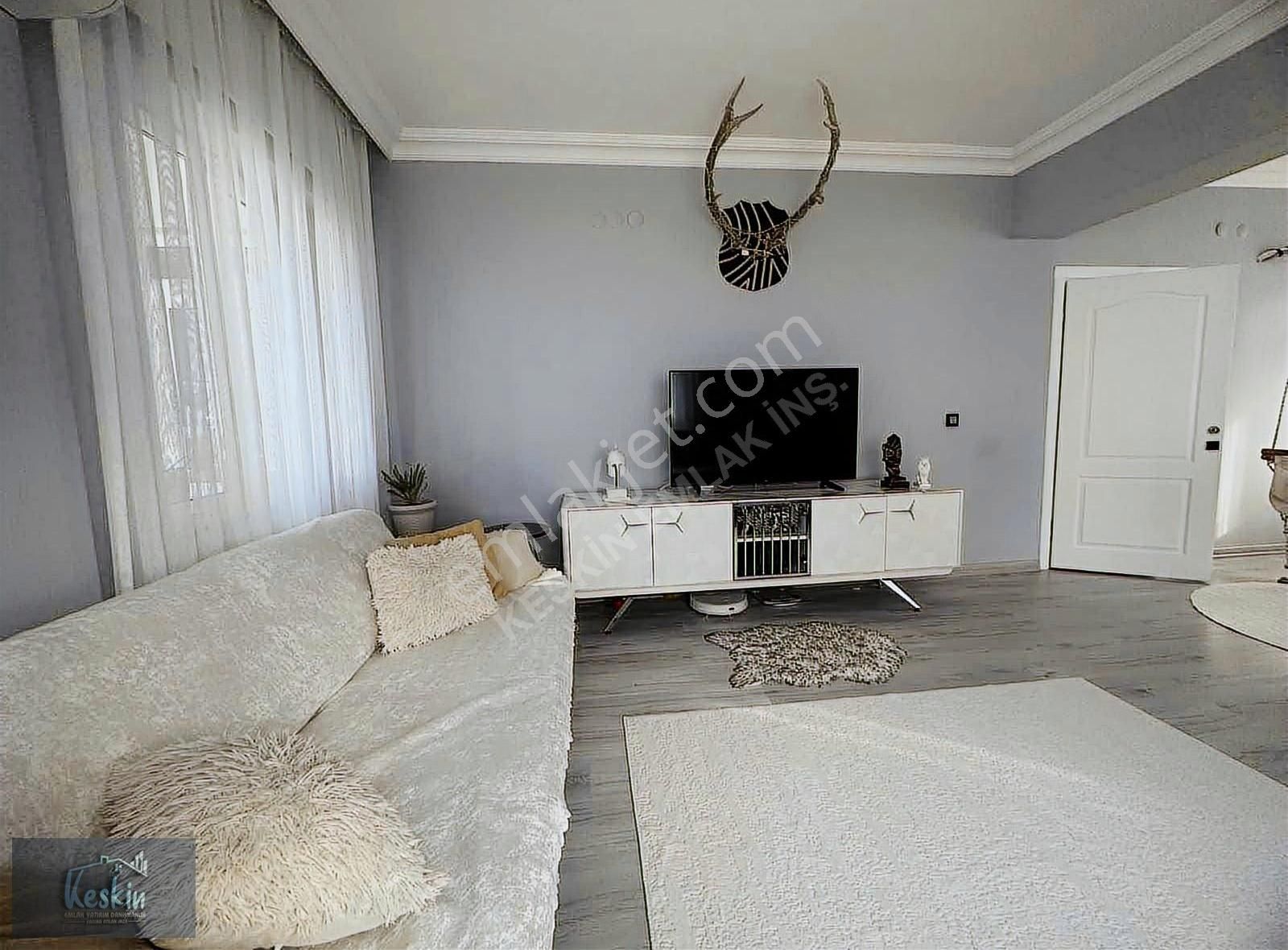 Şafakta Arakat Satılık 2+1 Lüks Doğalazlı Daire