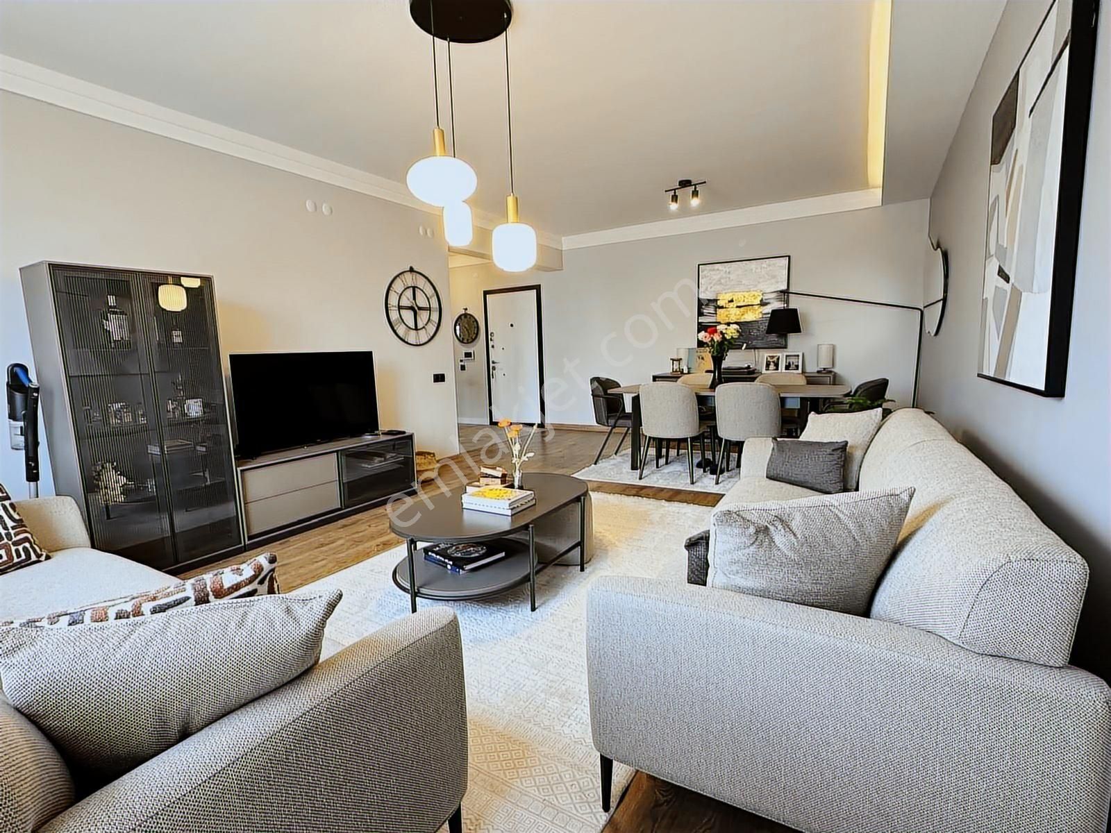 Redstone Castle Yenimahalle Susuz Vadi Cepheli Satılık 4+1 Daire