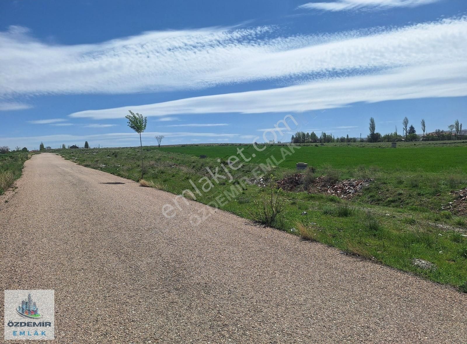 Özdemir Den Kıbrıs Köyün De Net 1 Daire Getirili Konut Arsası - Görsel 16