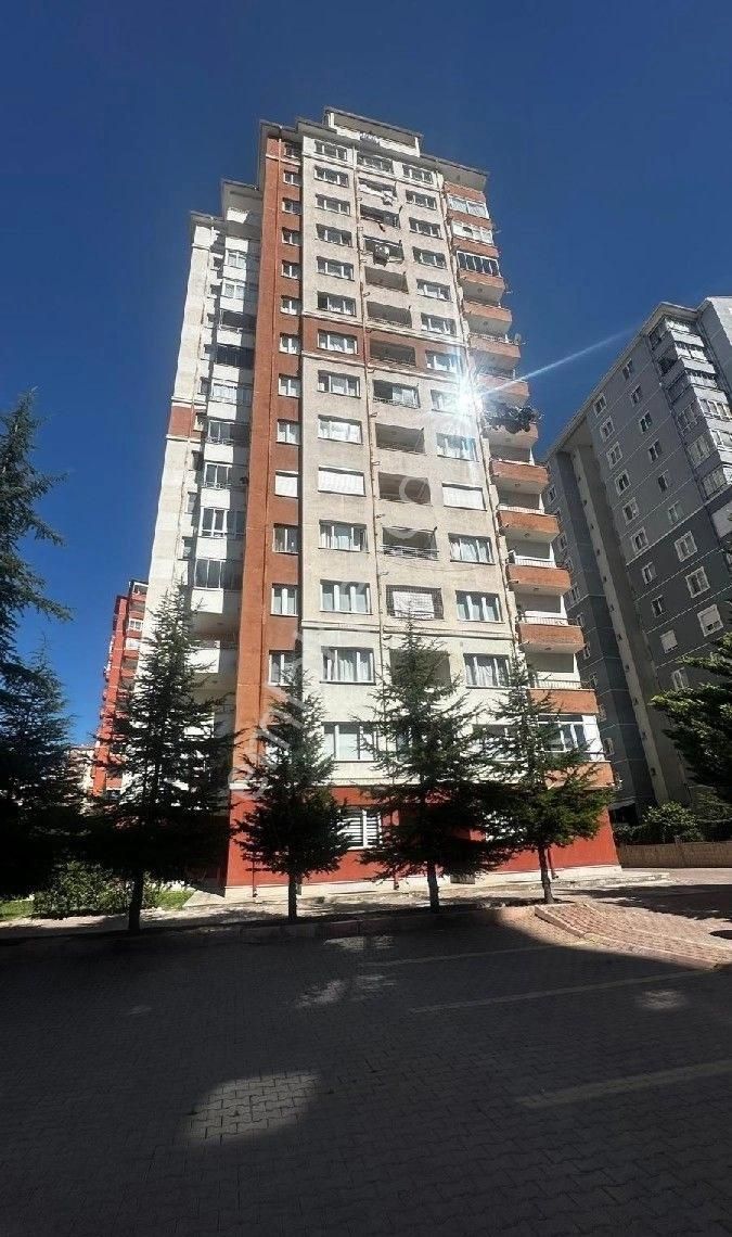 Mehmet Uçan Gayrimenkul Den Talas Jandarma Karşısinda Kiralık 3+1 Kombili Daire