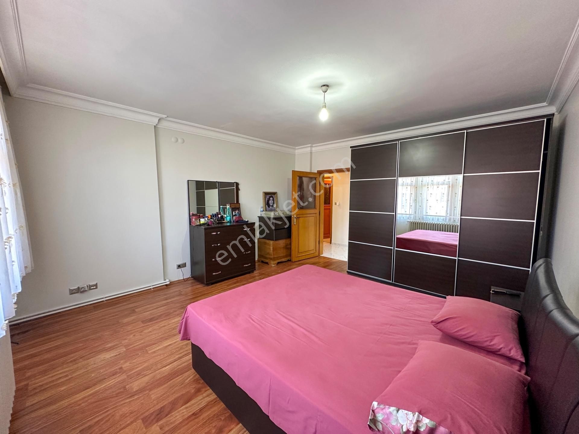 Balıkesir Altıeylül Bahçelievler Mahallesinde Satılık 3+1 Daire - Görsel 23