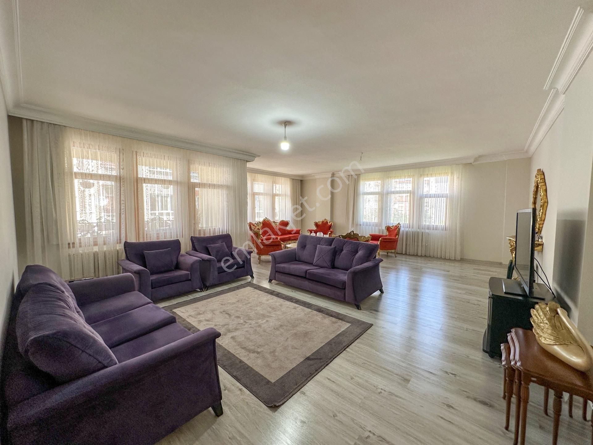 Balıkesir Altıeylül Bahçelievler Mahallesinde Satılık 3+1 Daire - Görsel 11