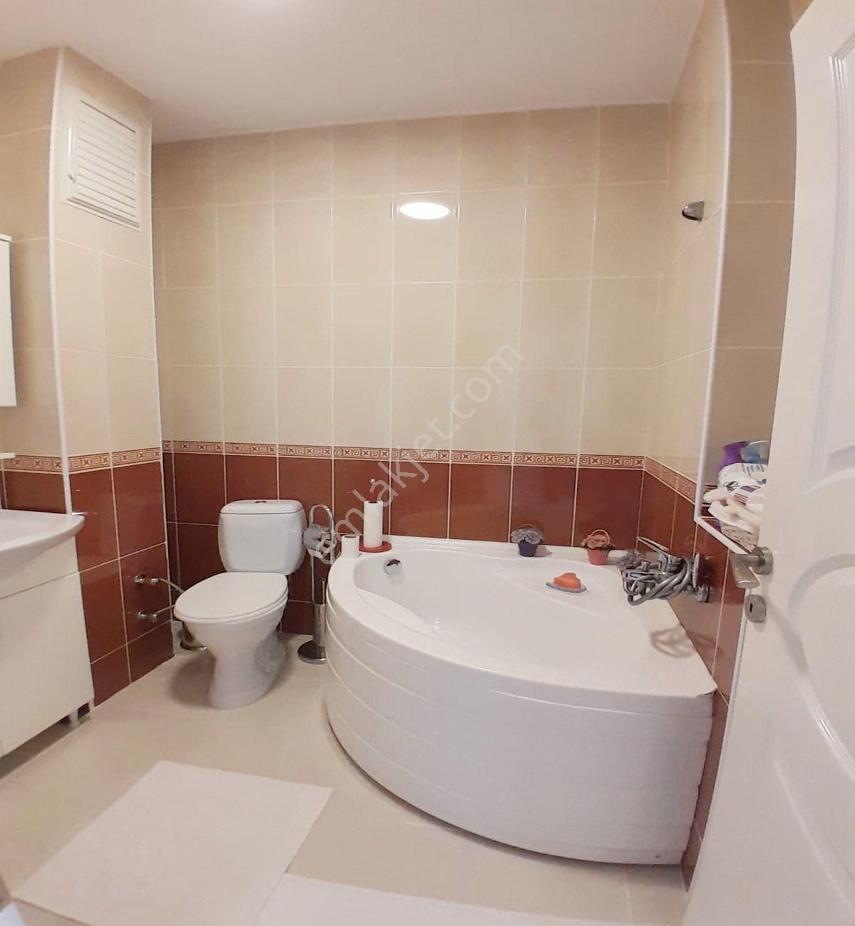 Avcılar Ambarlıda 3+1 Asansörlü Yeni Bina Kelepir Fiyatlı Fırsat Daire - Görsel 6