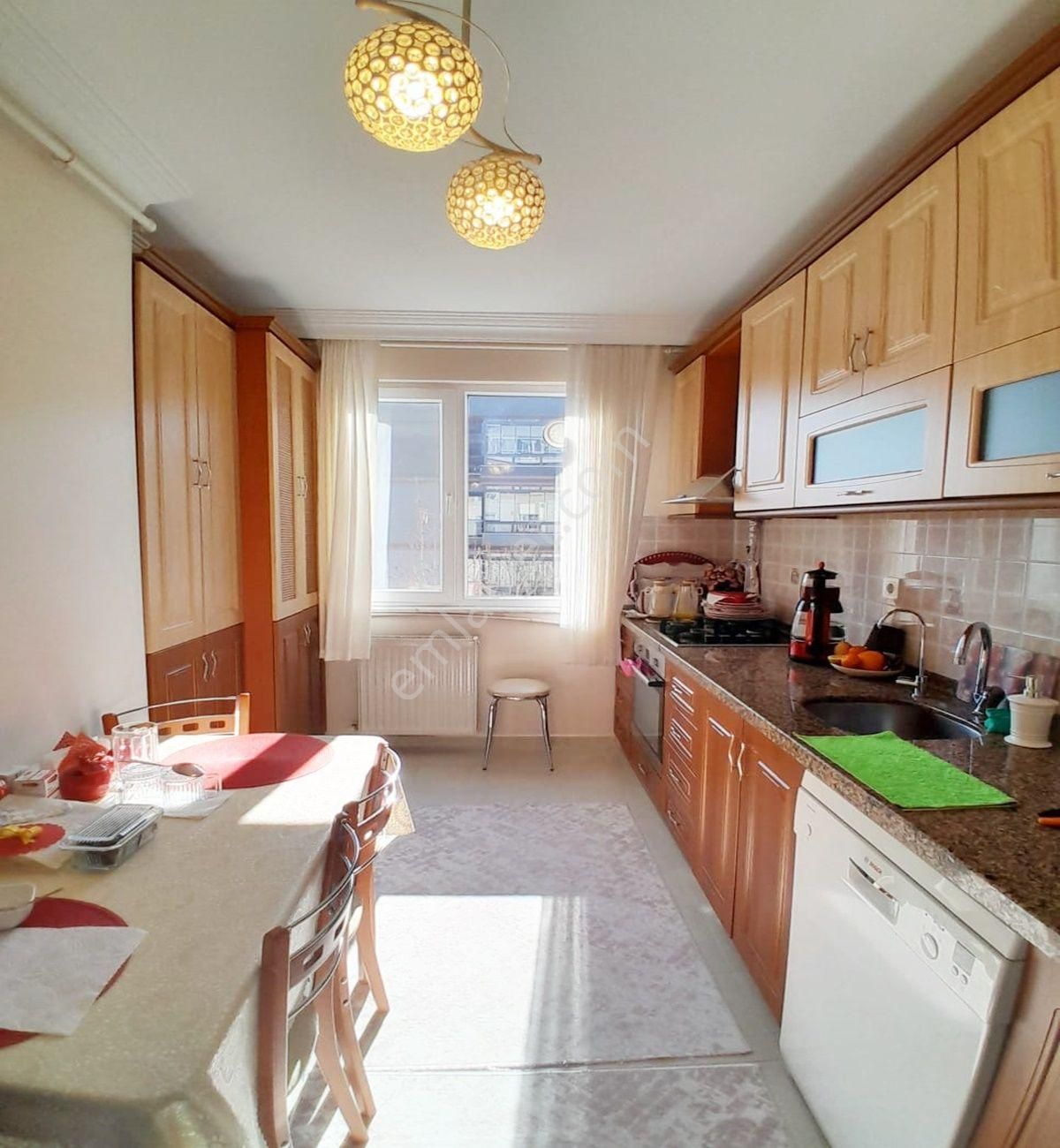 Avcılar Ambarlıda 3+1 Asansörlü Yeni Bina Kelepir Fiyatlı Fırsat Daire - Görsel 31