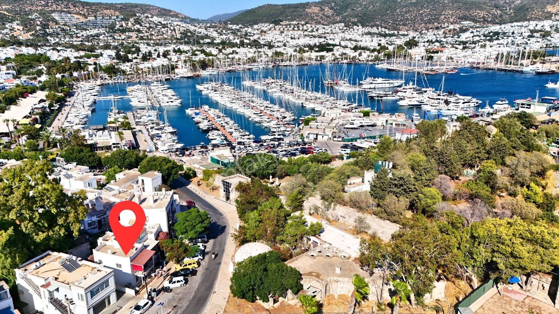 Bodrum Marina Ve Askeri Kampa Komşu, Renove Edilmiş Bodrum Evi