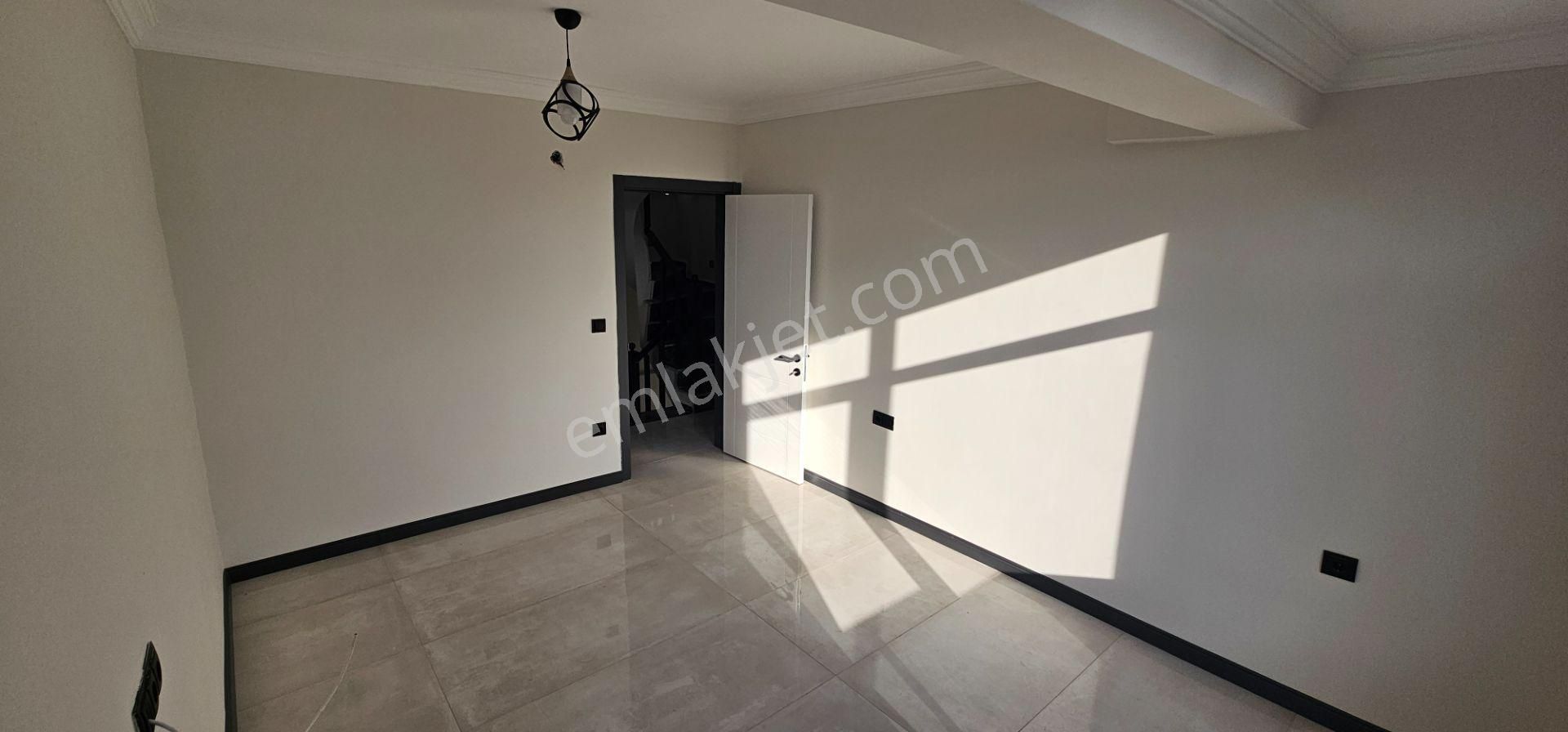 Didim Akbükte Satılık Deniz Manzaralı Bitişik Nizam Villa - Görsel 15
