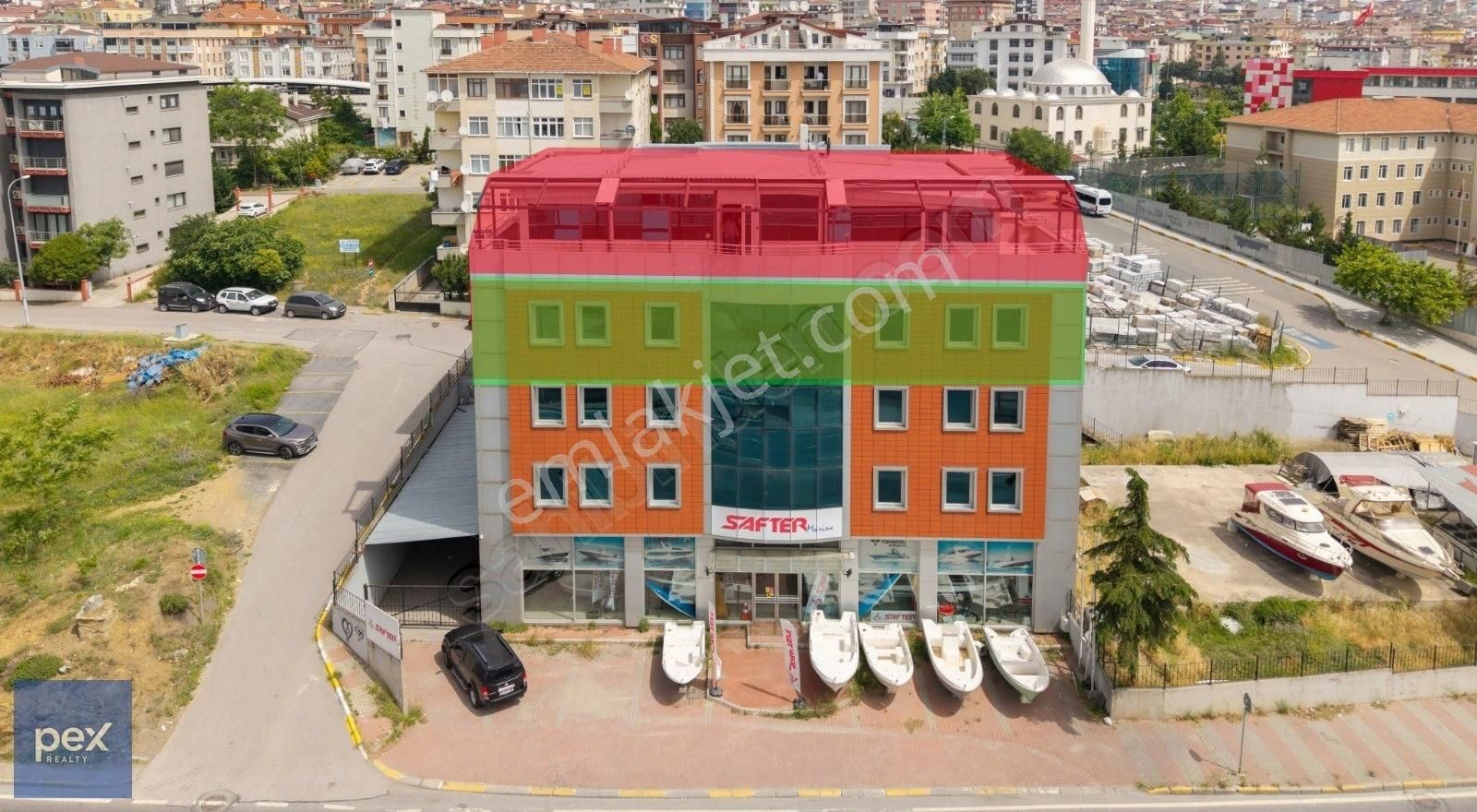 Güzelyalı Tersane Bölgesinde Deniz Manzaralı A+ Plaza Katları