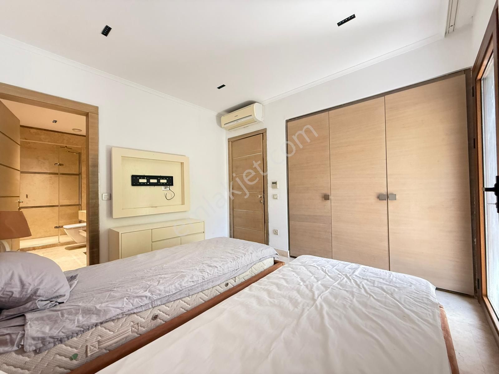 Bodrum Türkbükü'nde Site İçinde 3+1 Satılık Bahçe Dubleksi - Görsel 18