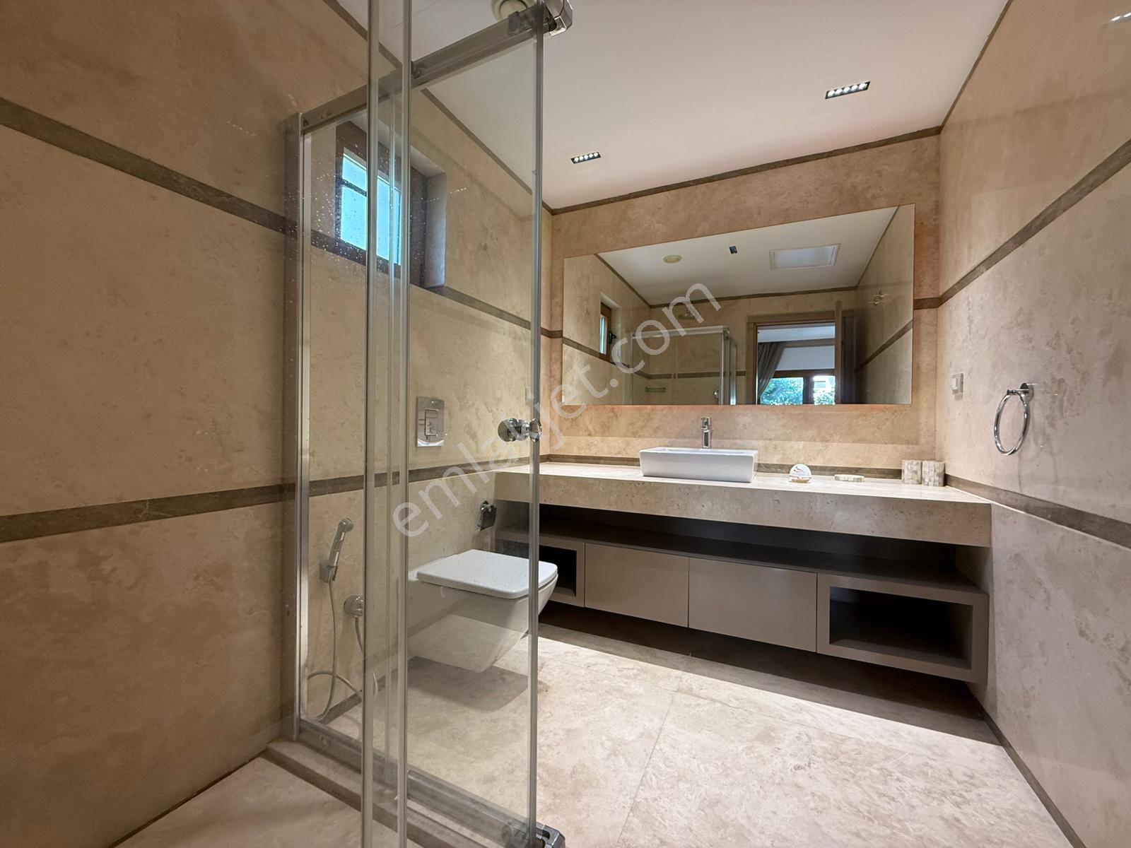 Bodrum Türkbükü'nde Site İçinde 3+1 Satılık Bahçe Dubleksi - Görsel 21