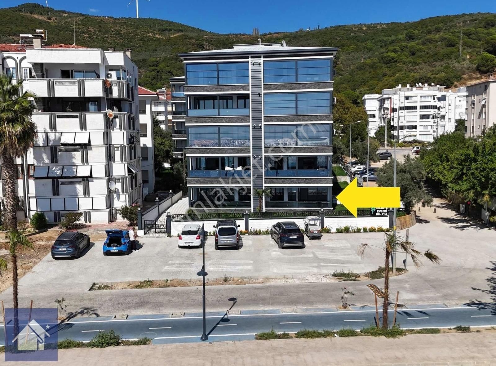 *yiğit Emlak Armutlu'dan*denize Sıfır*ultra Lüks*sıfır*2+1