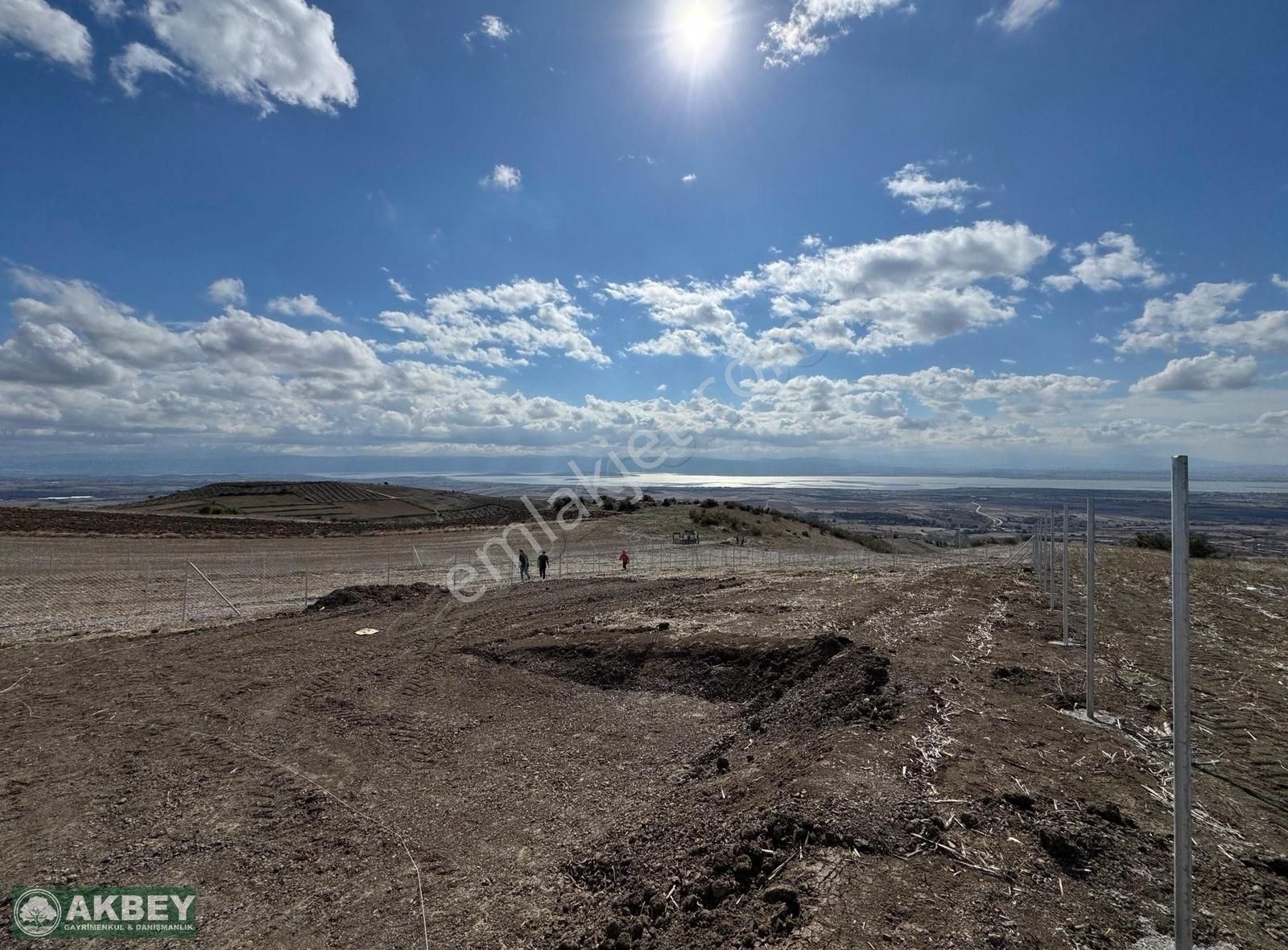 Akbey Gayrimenkul 'den Göl Manzaralı Kurulu Düzen Bahçeler - Görsel 17