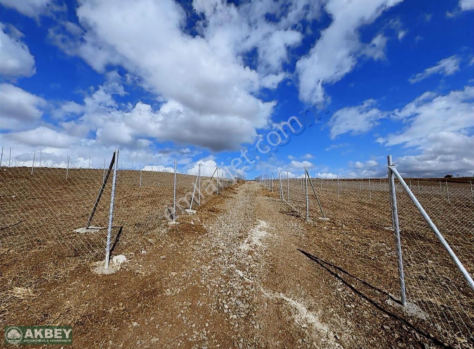 Akbey Gayrimenkul 'den Göl Manzaralı Kurulu Düzen Bahçeler - Görsel 25