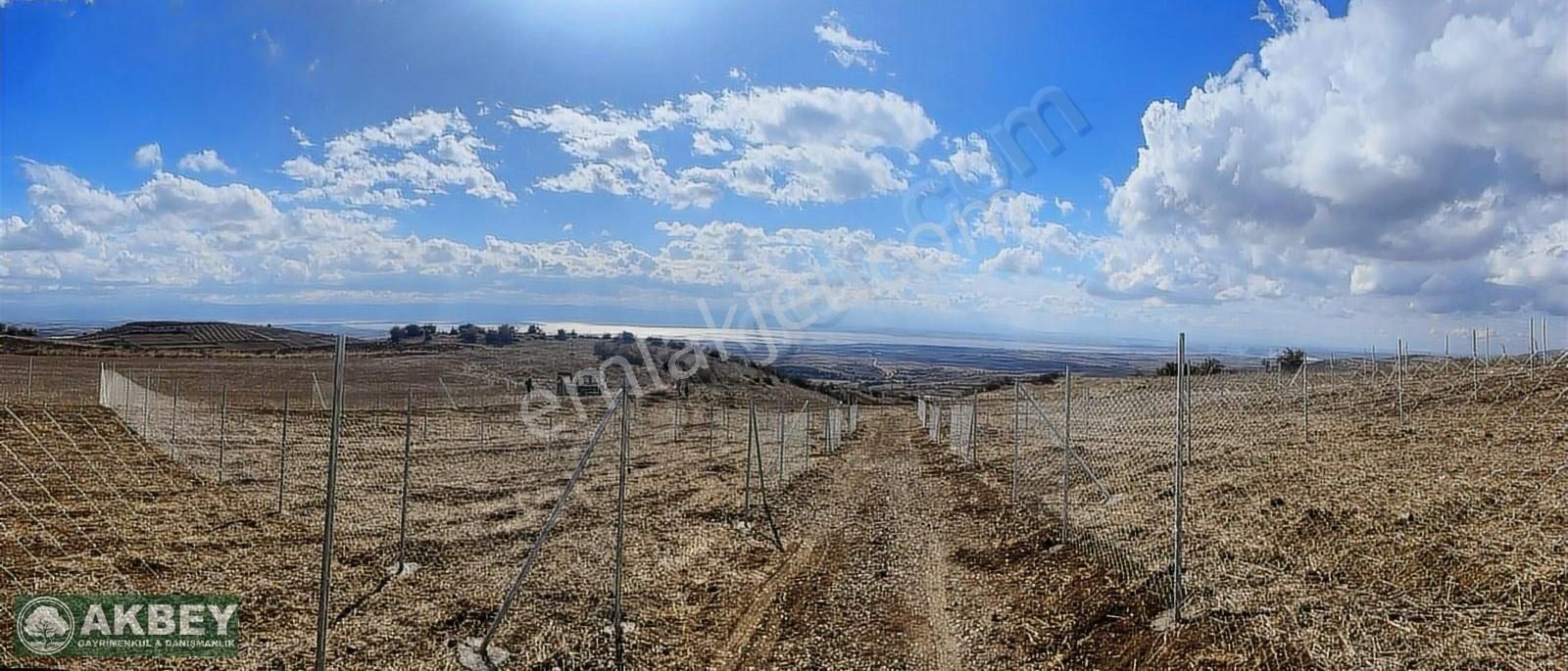 Akbey Gayrimenkul 'den Göl Manzaralı Kurulu Düzen Bahçeler - Görsel 23