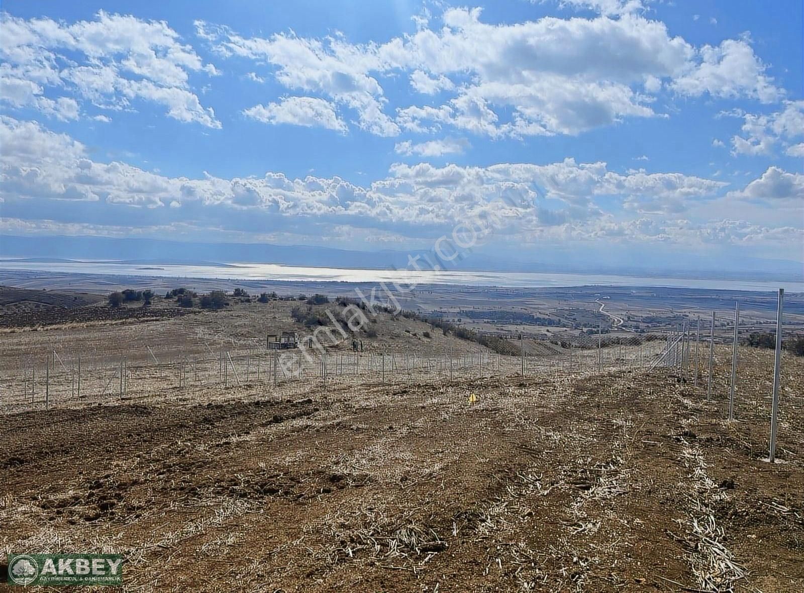 Akbey Gayrimenkul 'den Göl Manzaralı Kurulu Düzen Bahçeler - Görsel 19